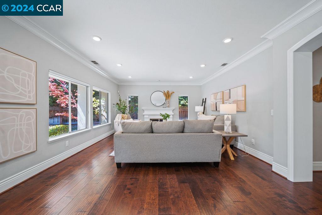 11 Blackwood Court