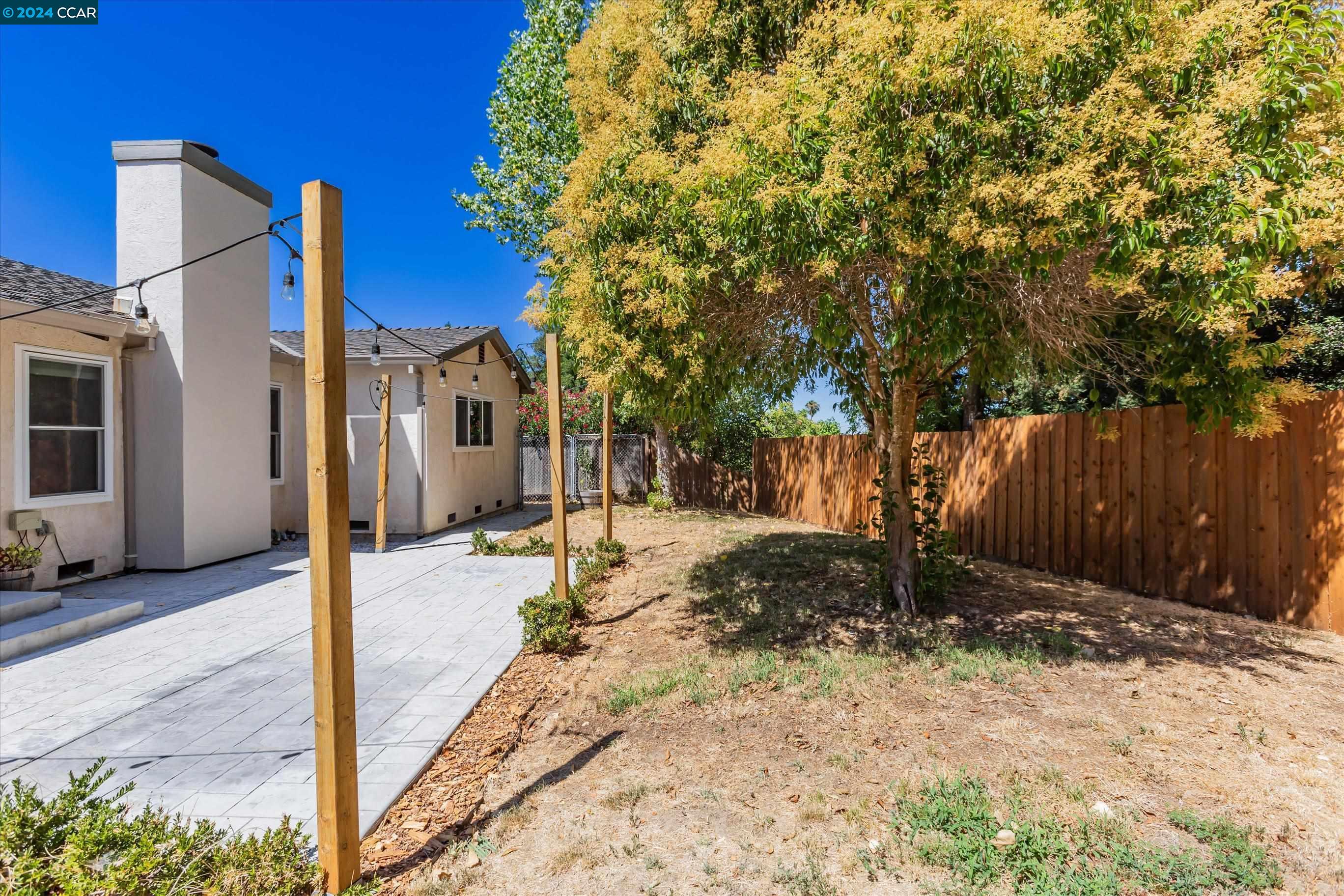 2522 Holly View Drive