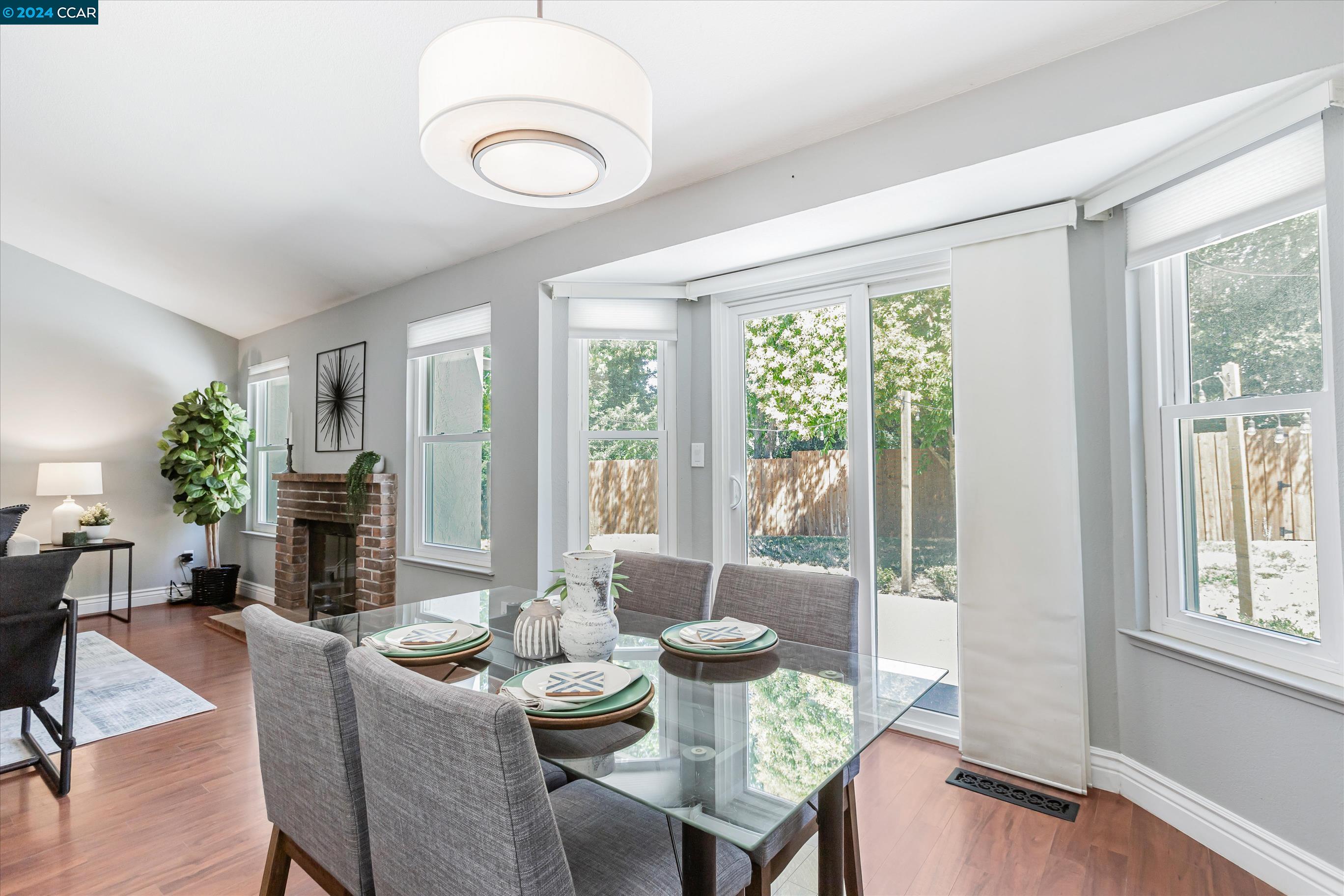 2522 Holly View Drive