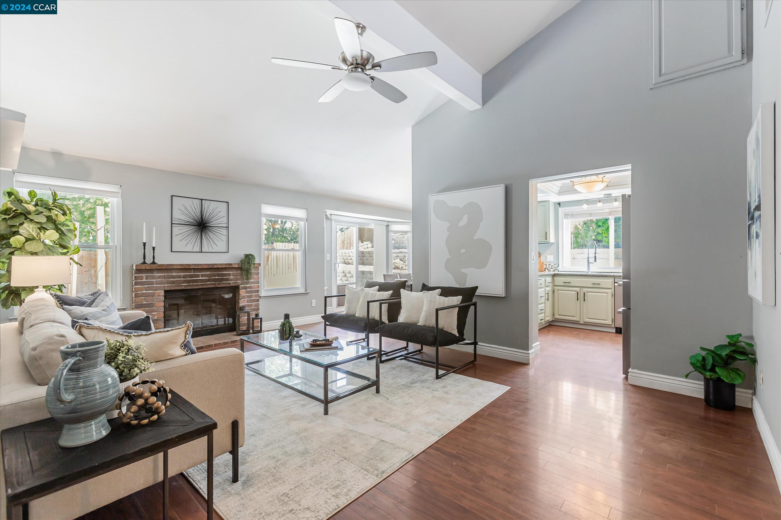 2522 Holly View Drive