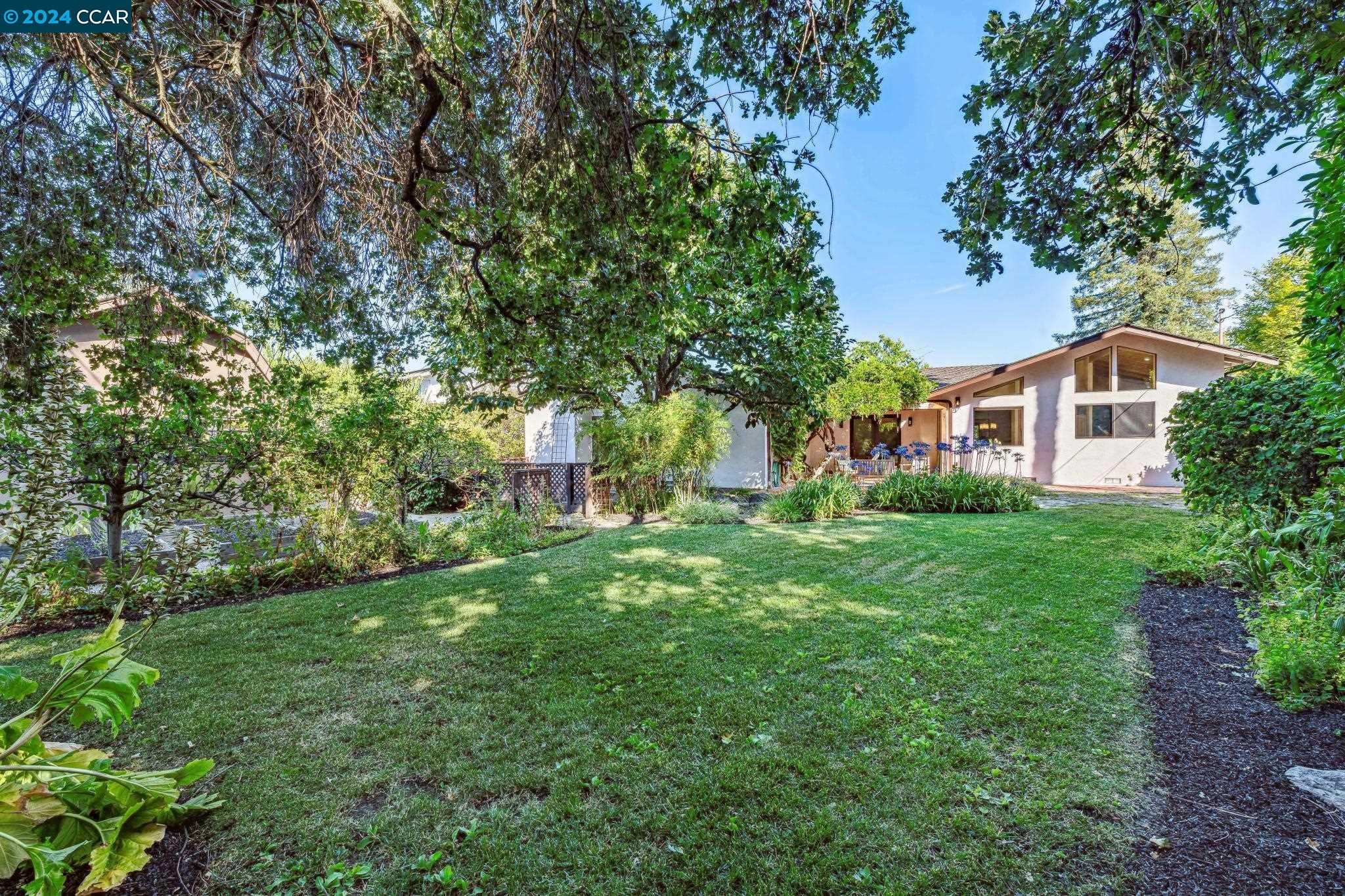 3111 San Gabriel Dr