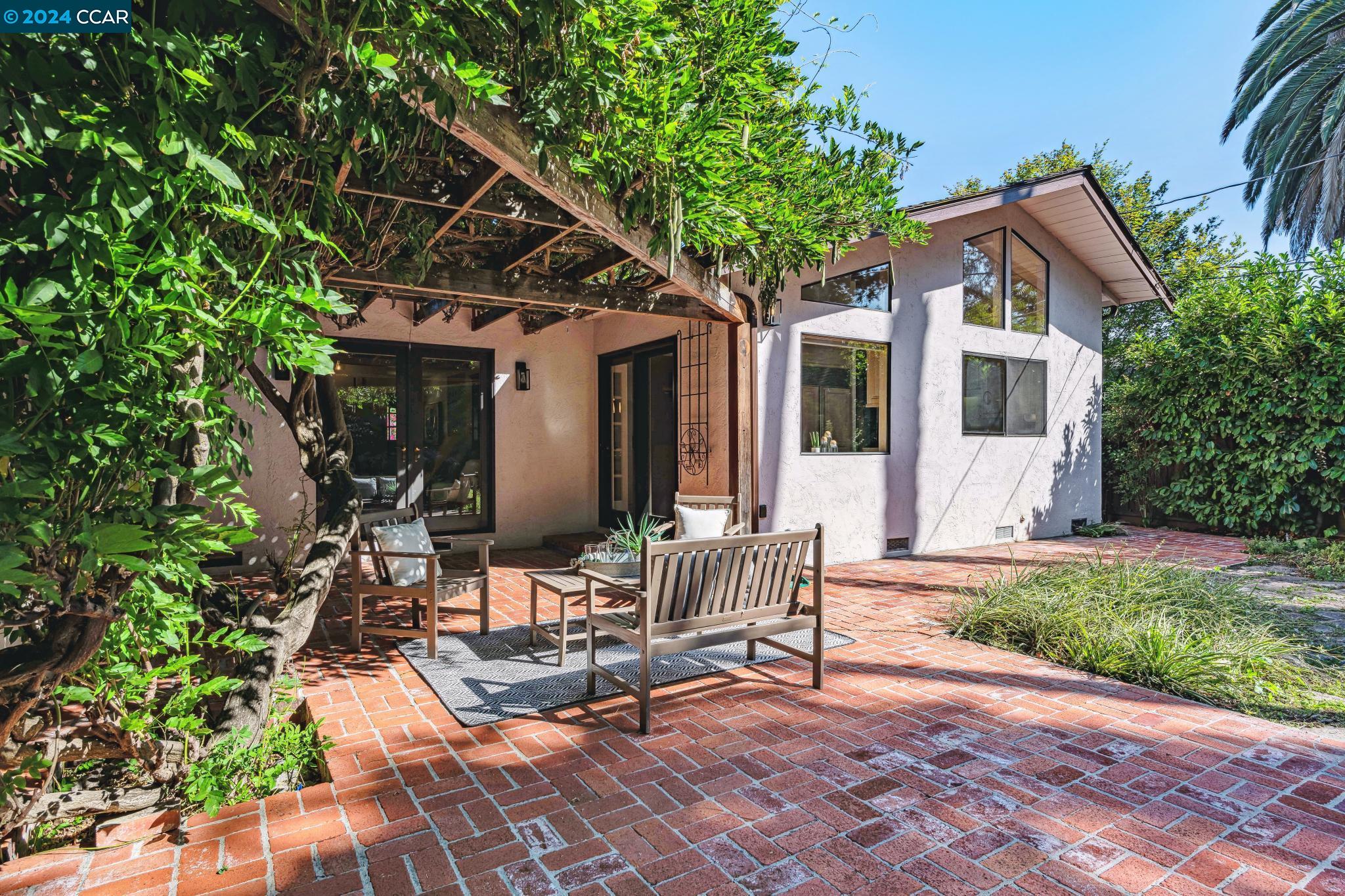 3111 San Gabriel Dr