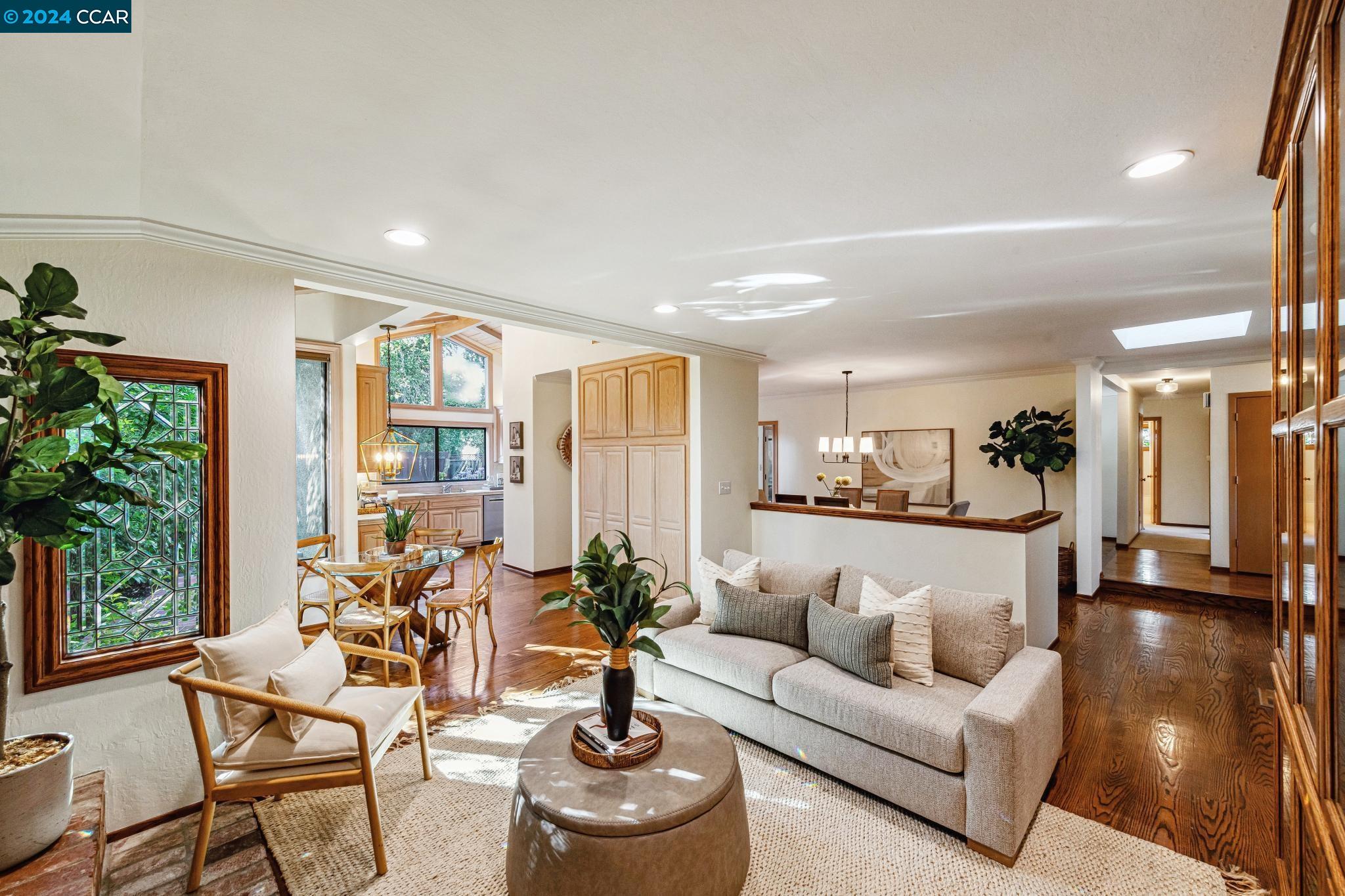 3111 San Gabriel Dr