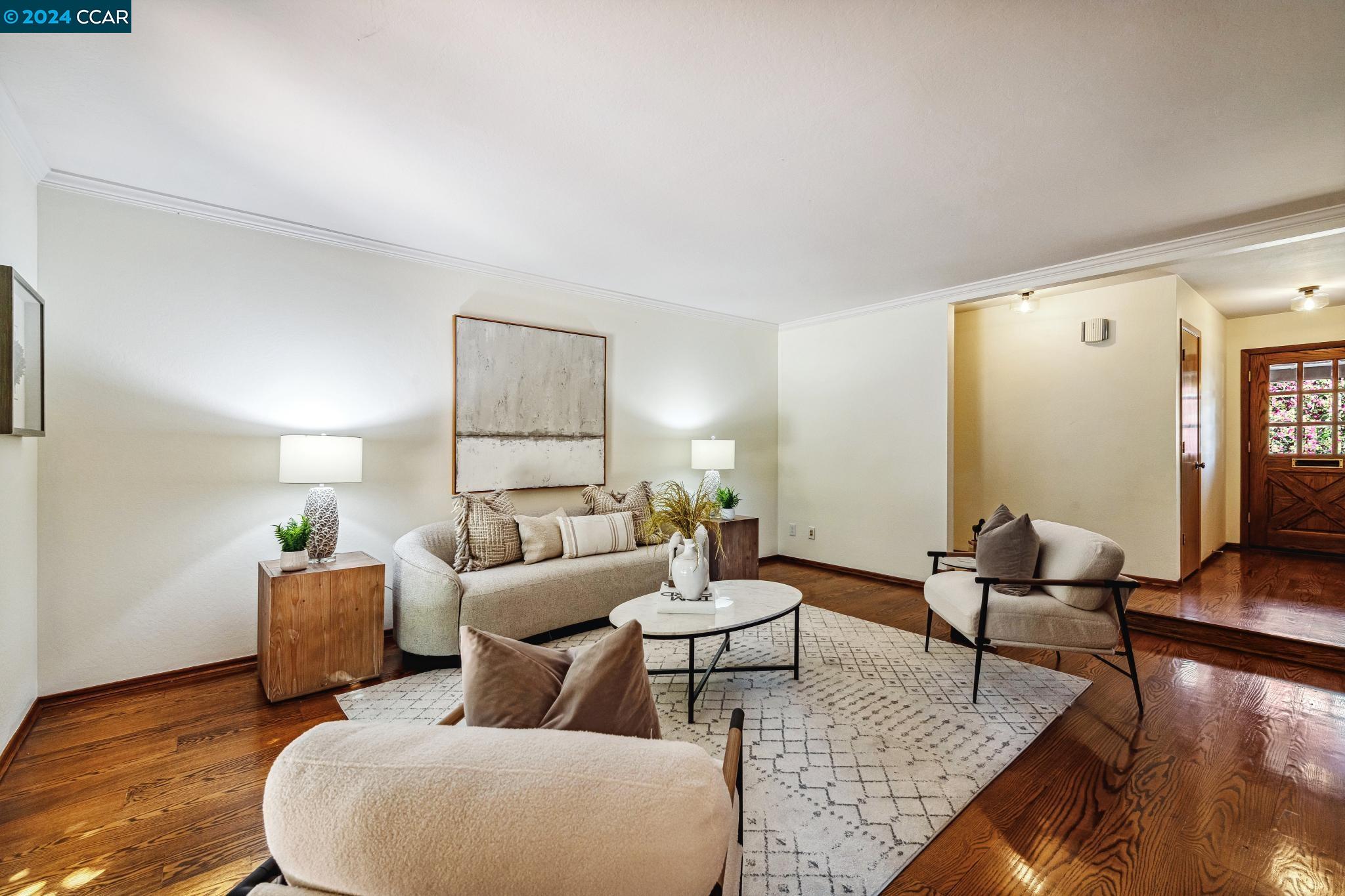 3111 San Gabriel Dr