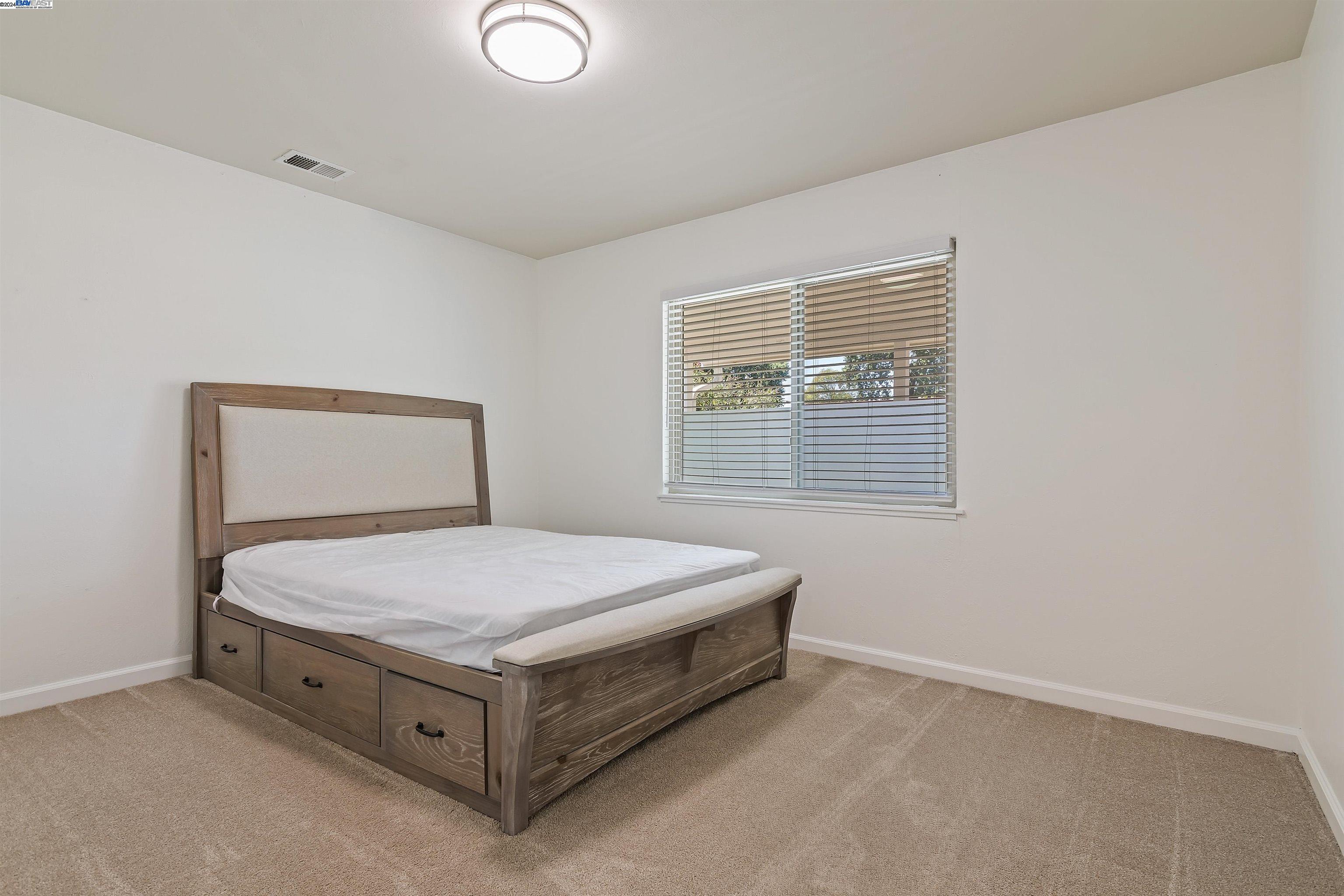48 Mazie Dr