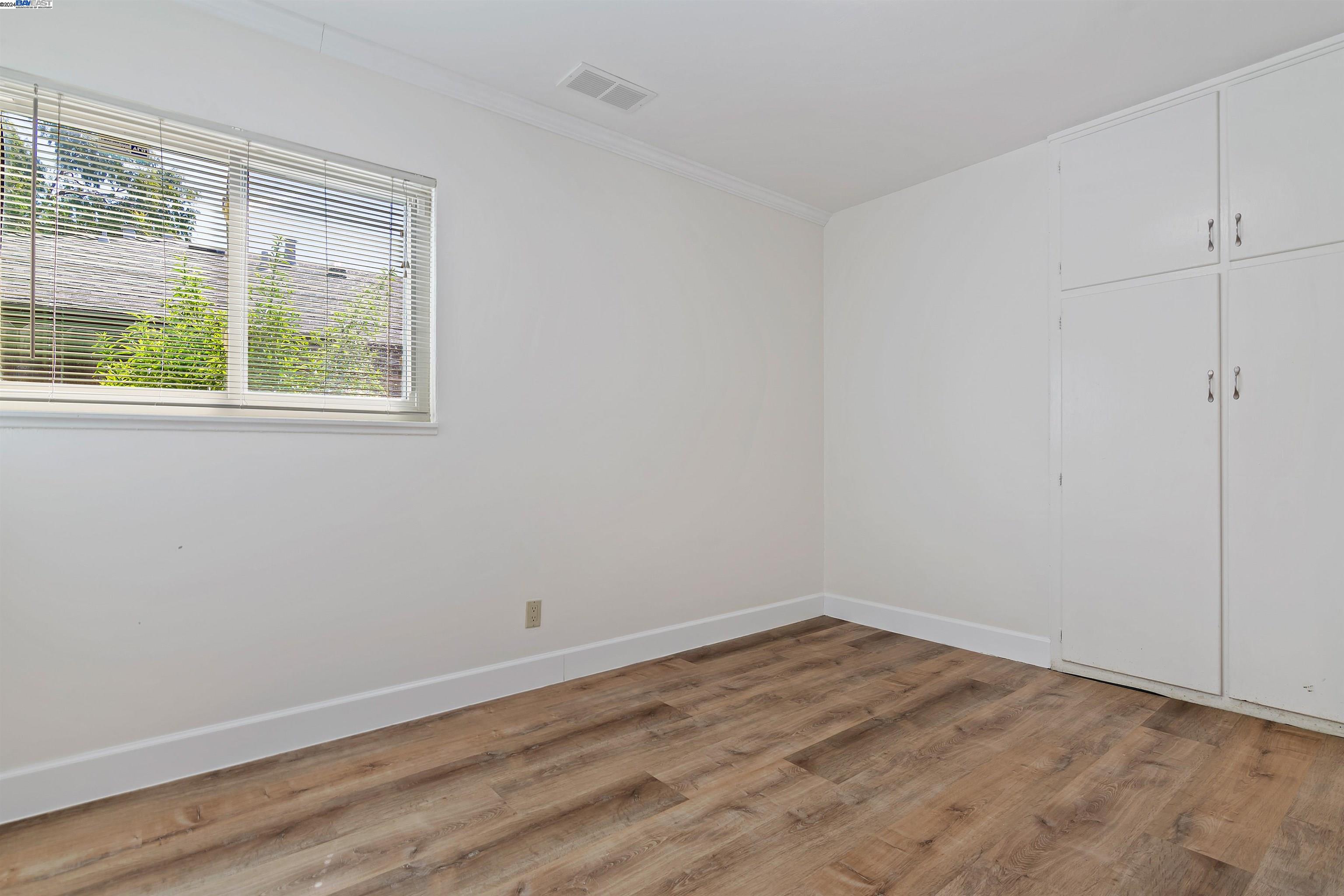 48 Mazie Dr