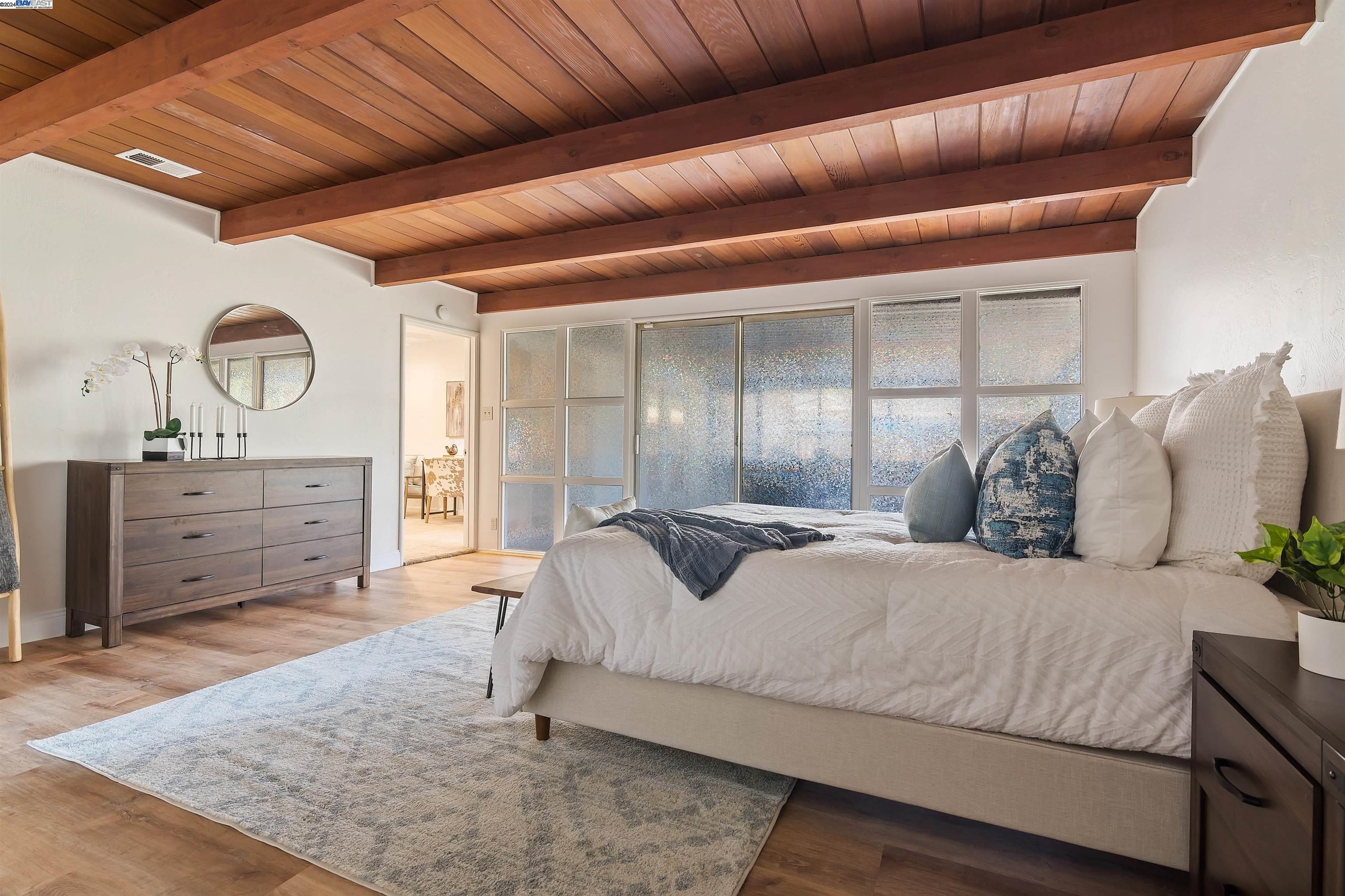 48 Mazie Dr