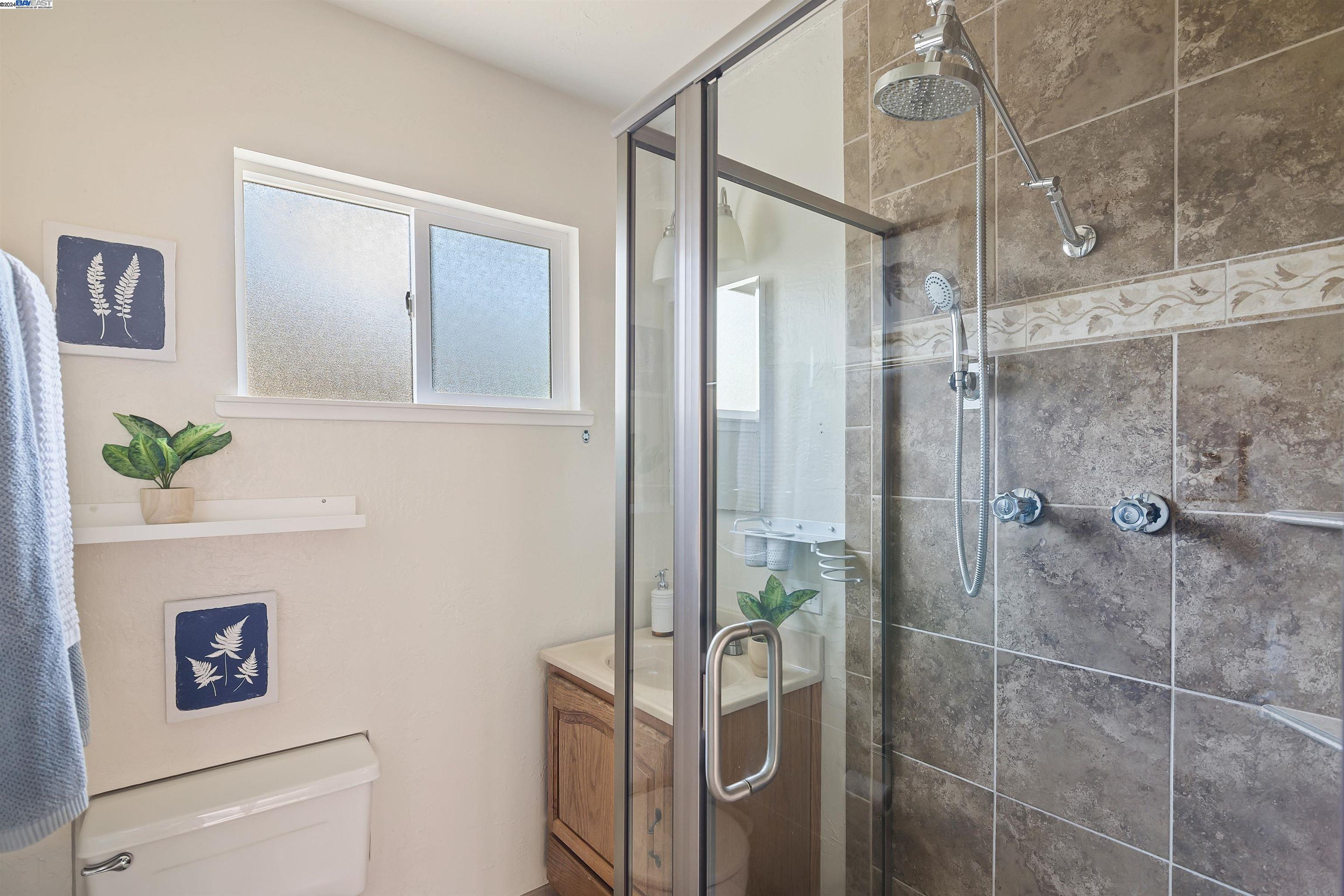 48 Mazie Dr