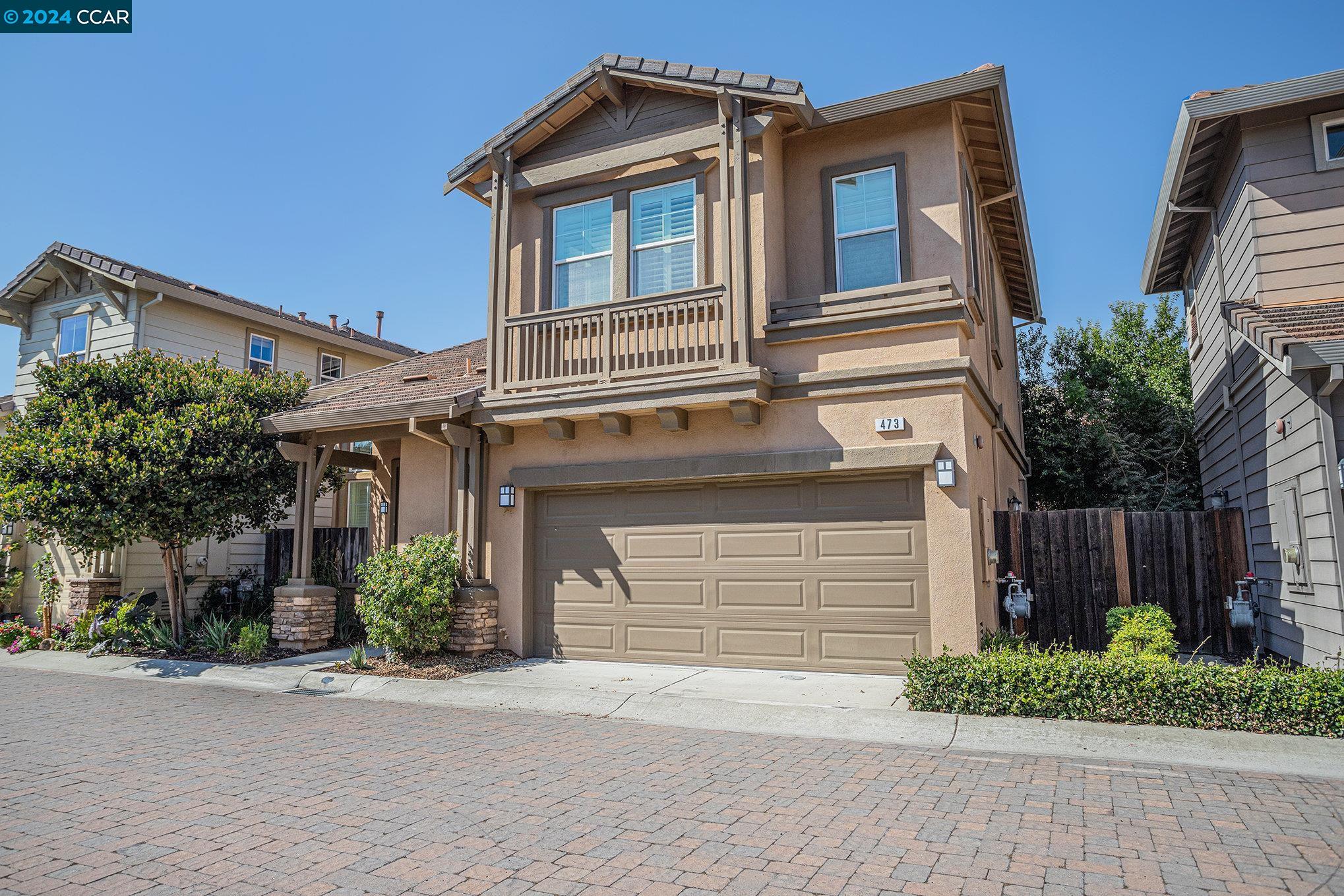 473 Chicory Ct