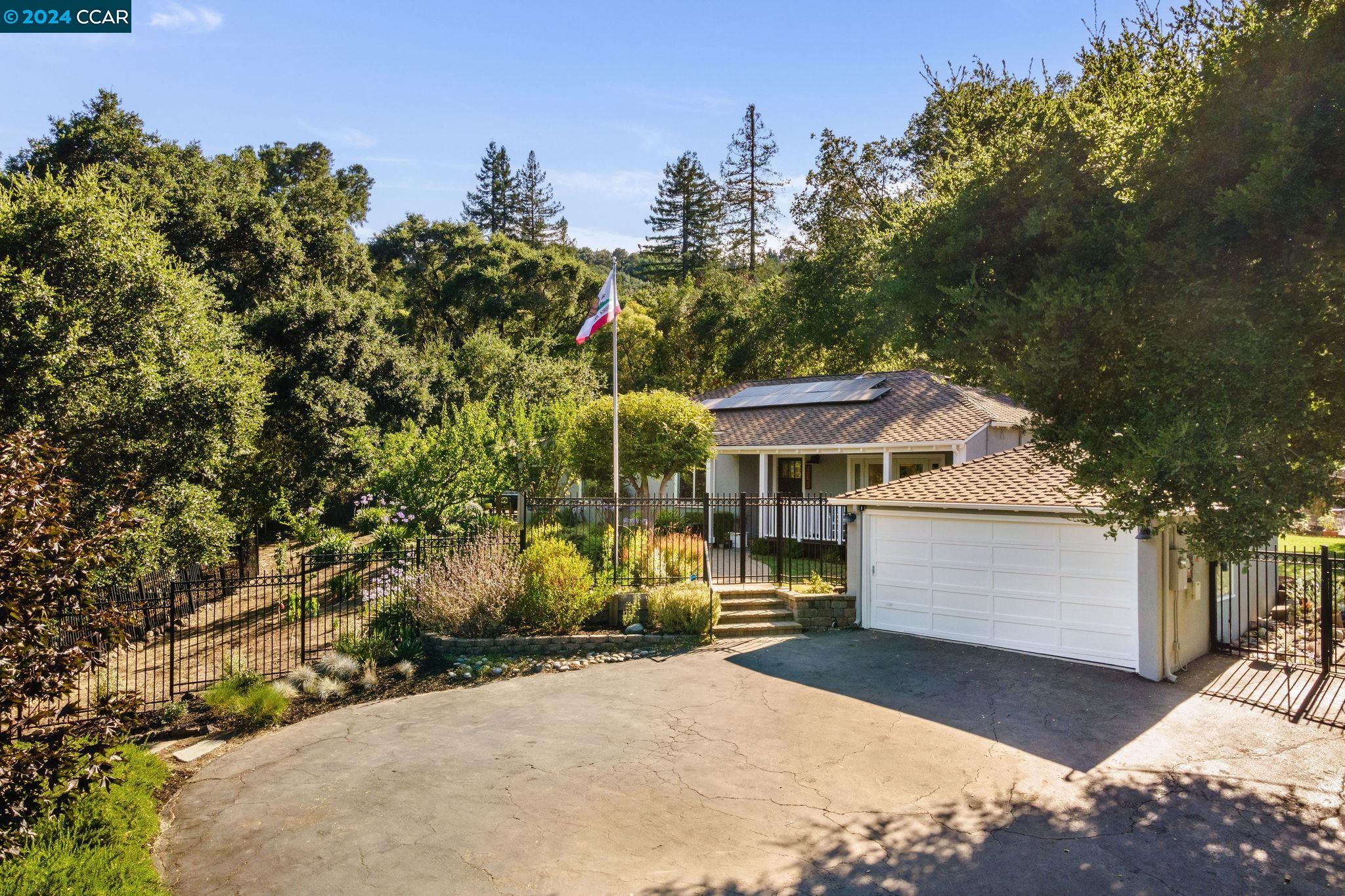 4153 Hidden Valley Rd