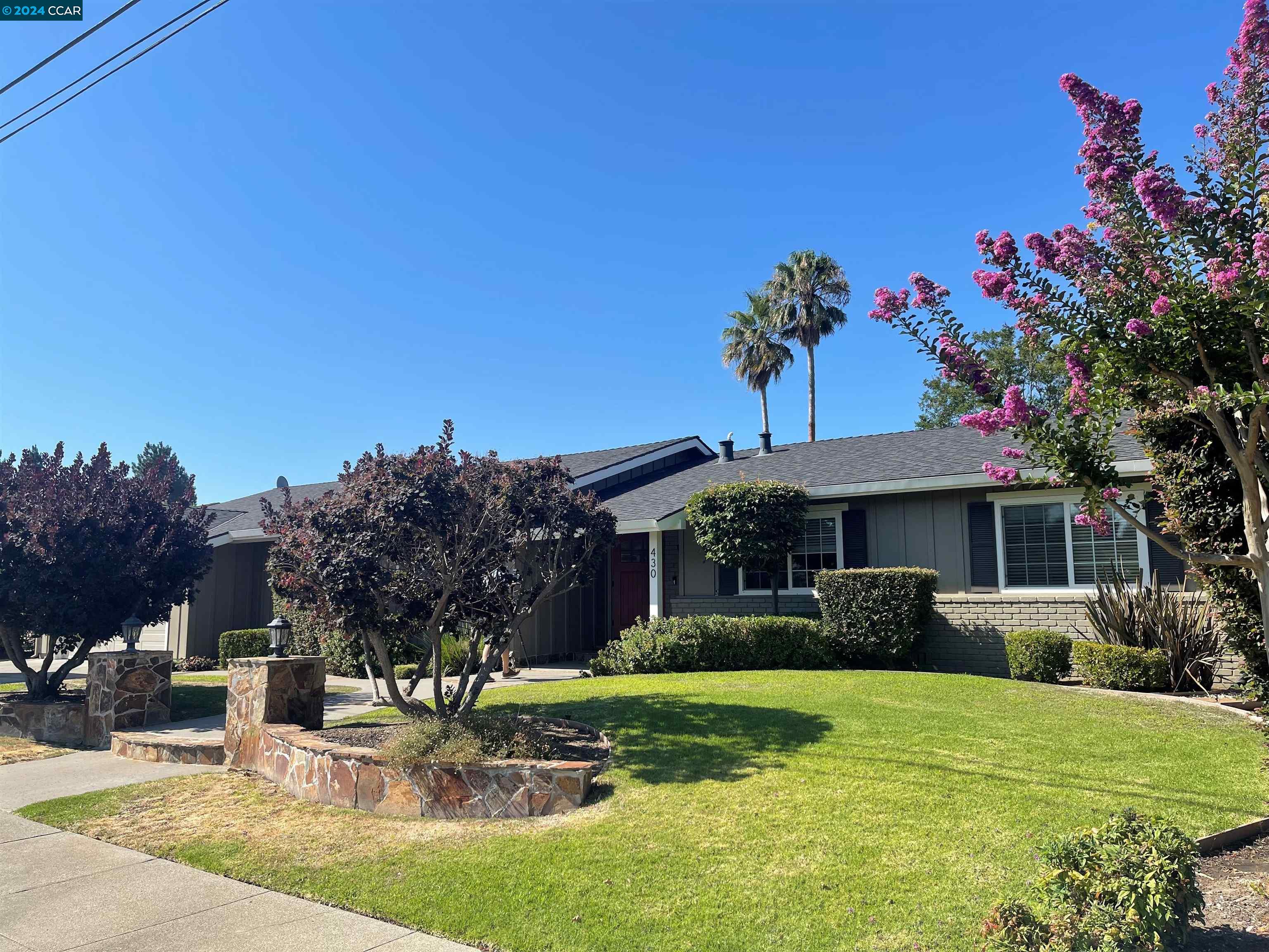 430 Warwick