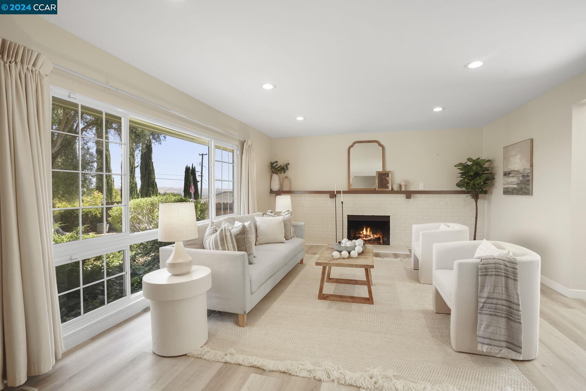 11381 Rampart Dr