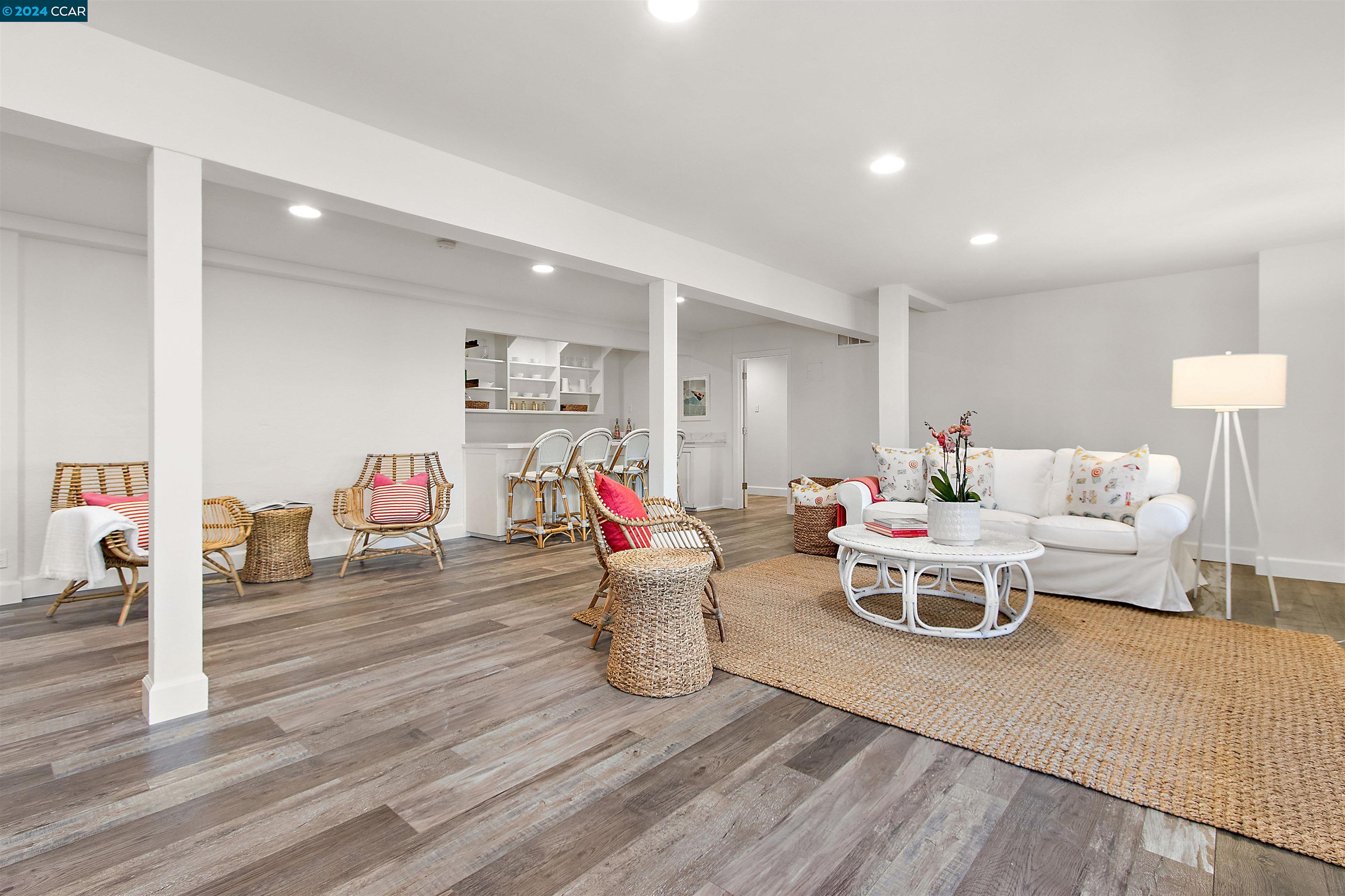 1340 Juanita Drive