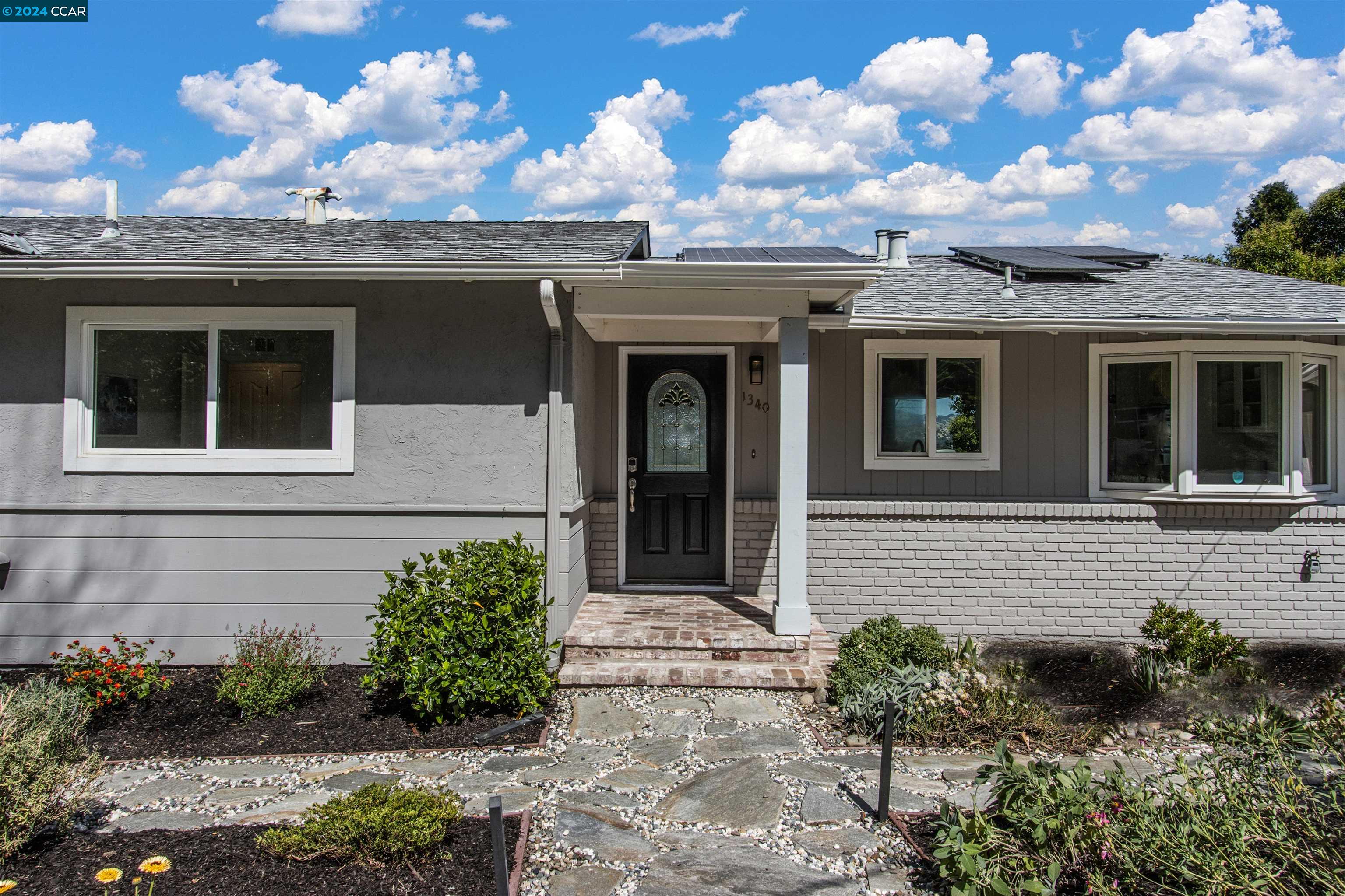 1340 Juanita Drive