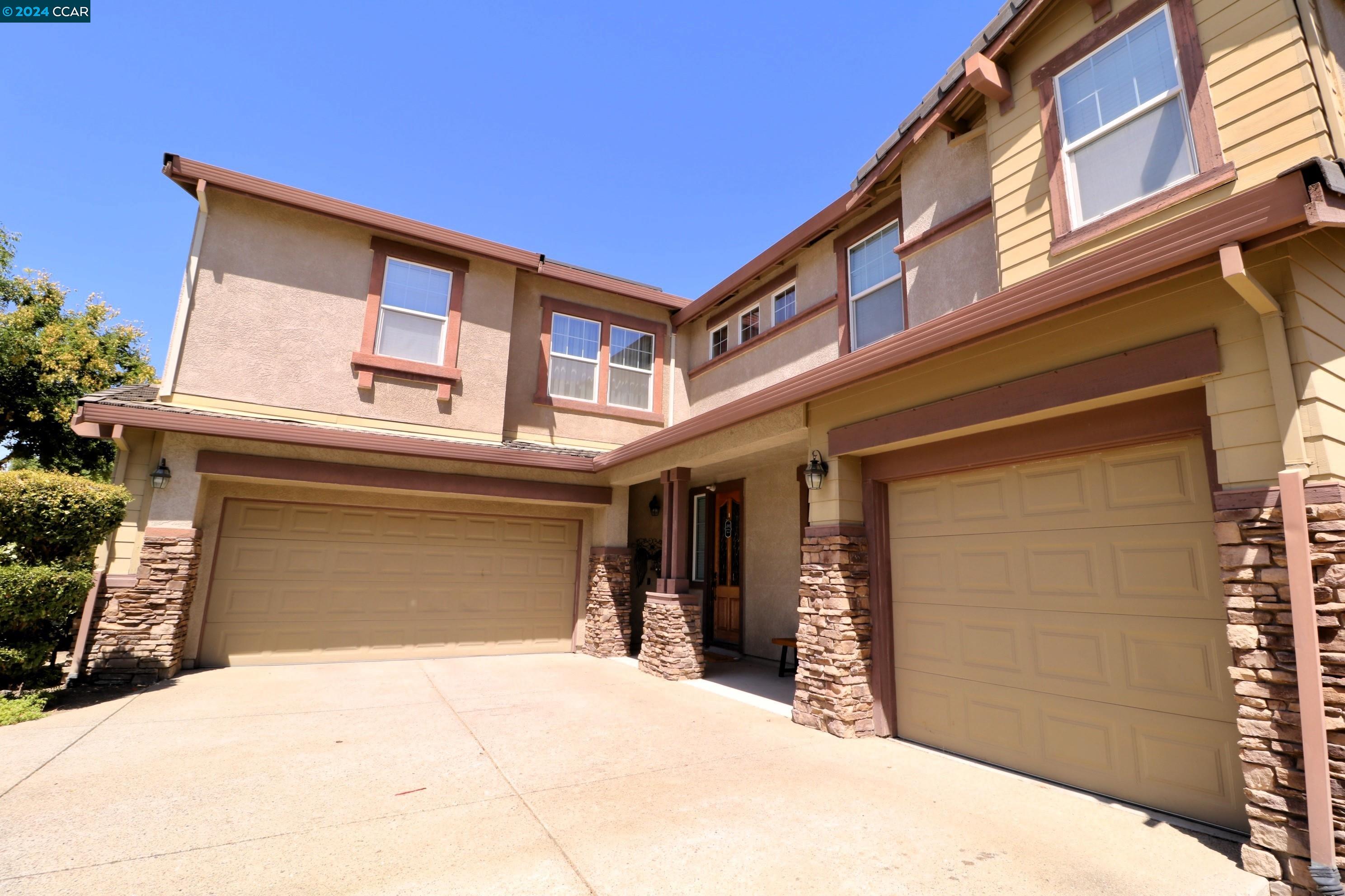 735 Campanello Way