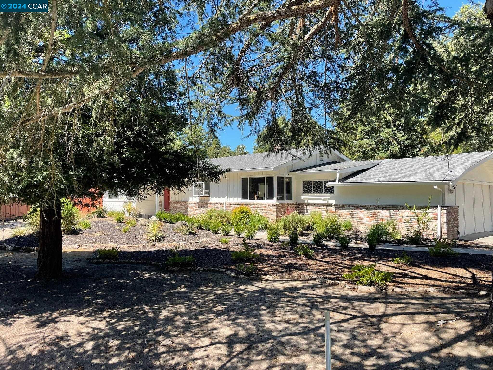 291 Montecillo Dr