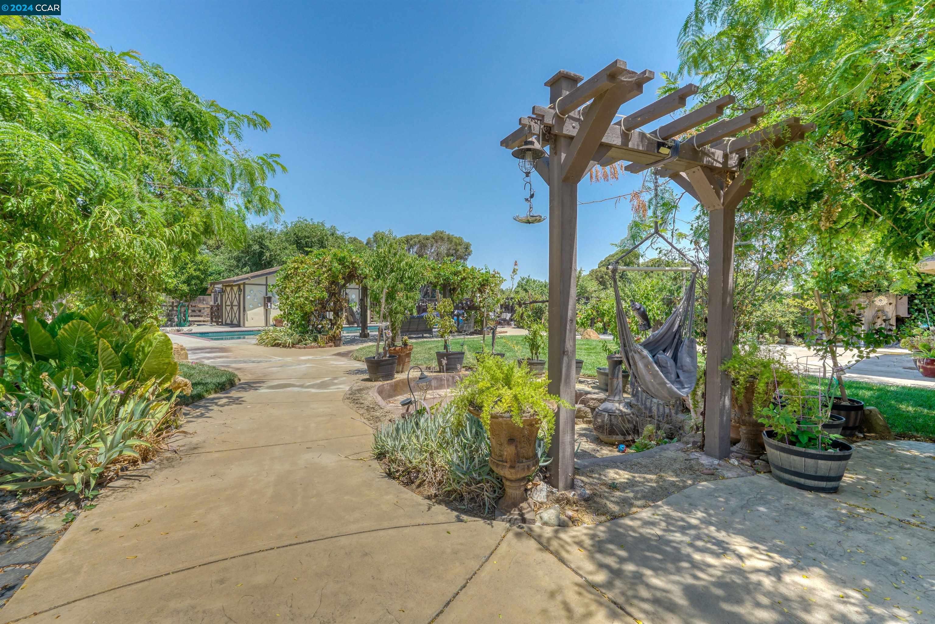 80 Yula Way