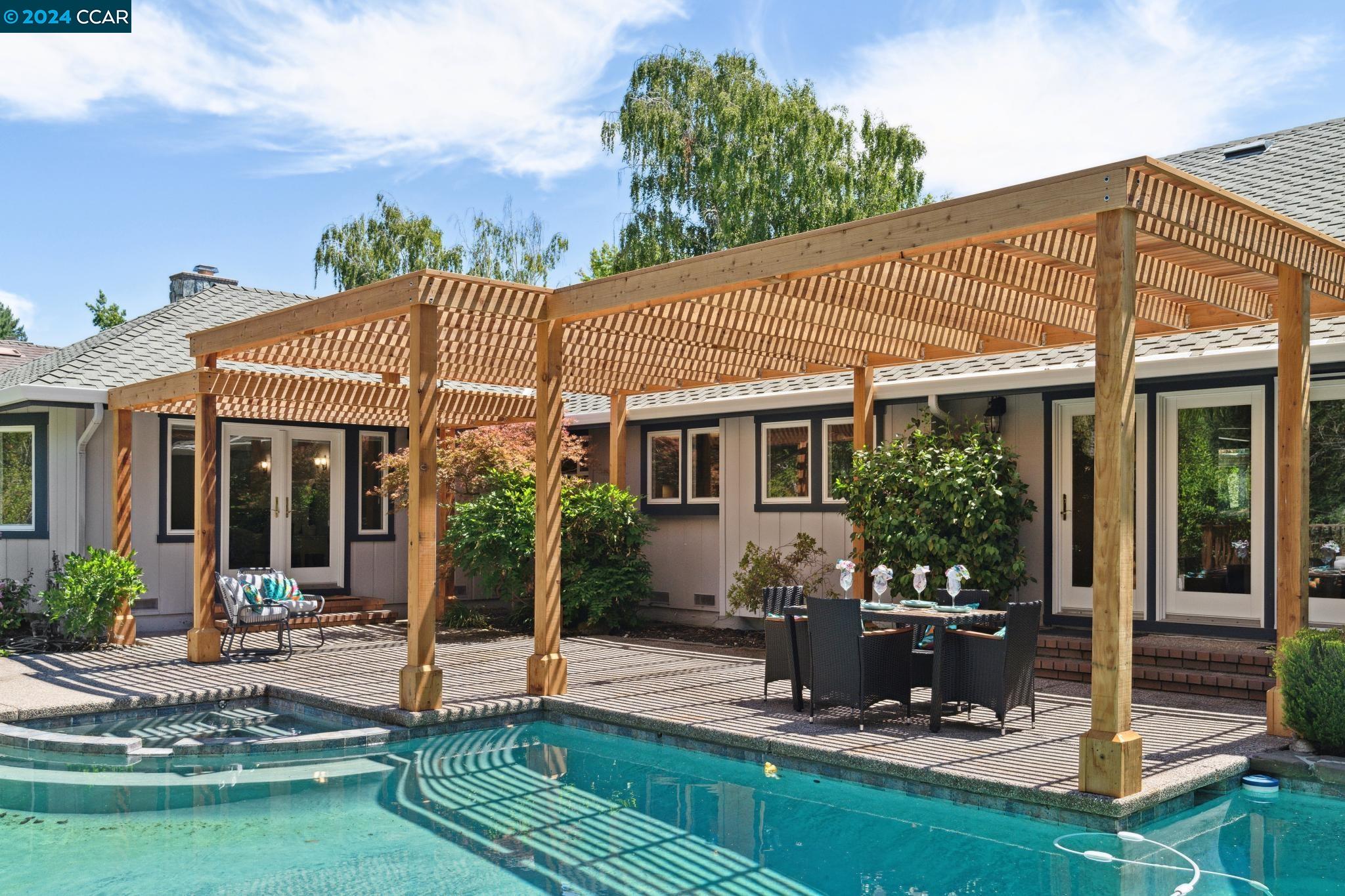 5 Merrill Dr