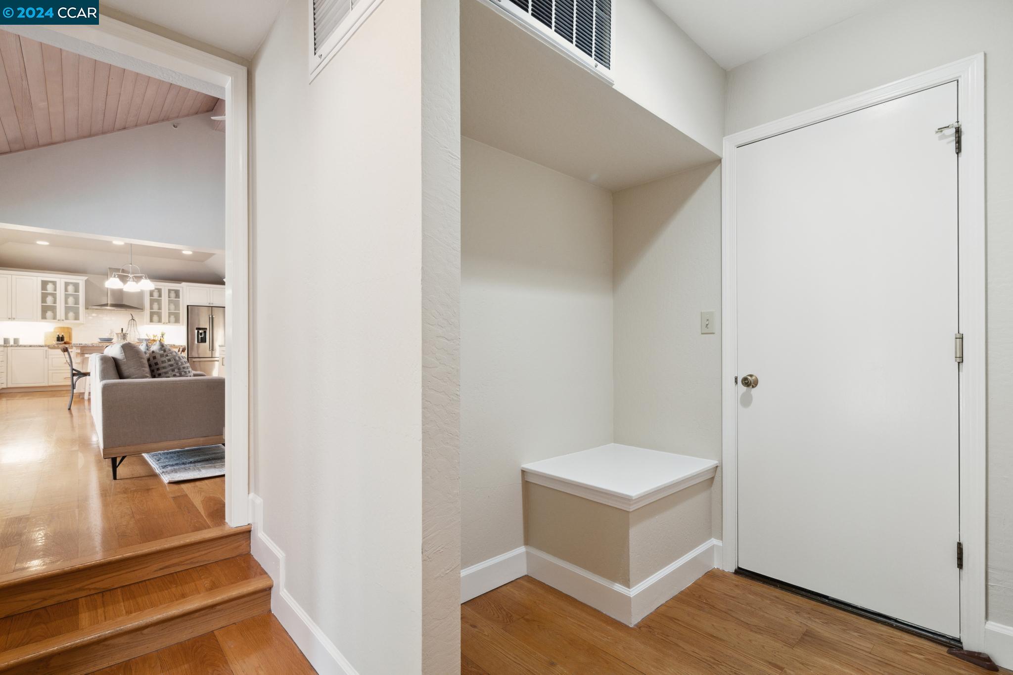 5 Merrill Dr