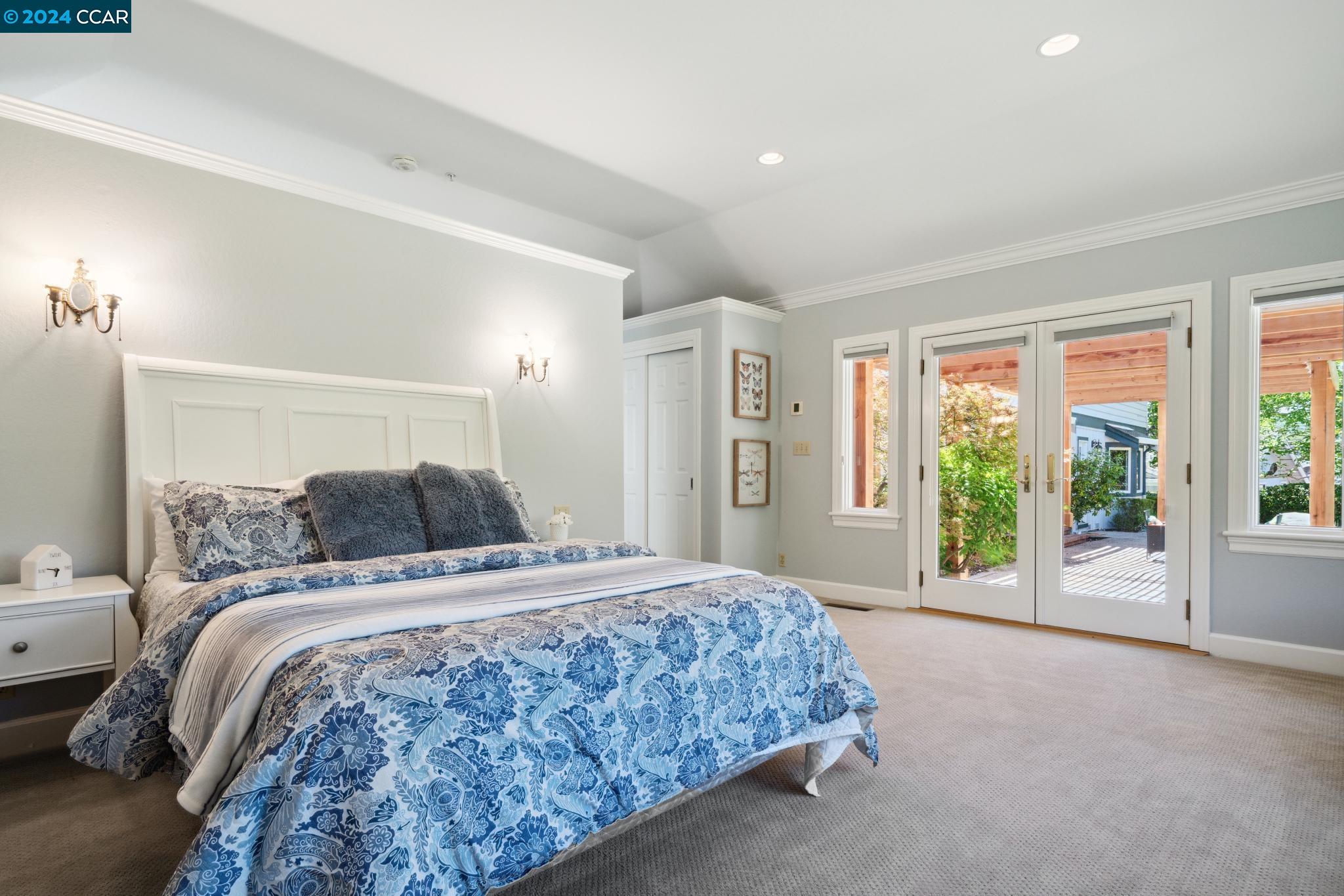 5 Merrill Dr