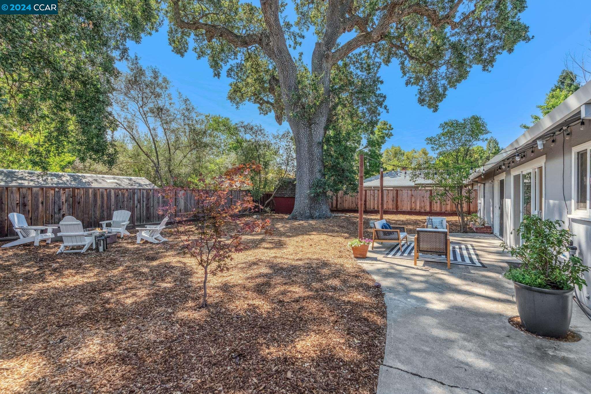 2461 Marcia Dr