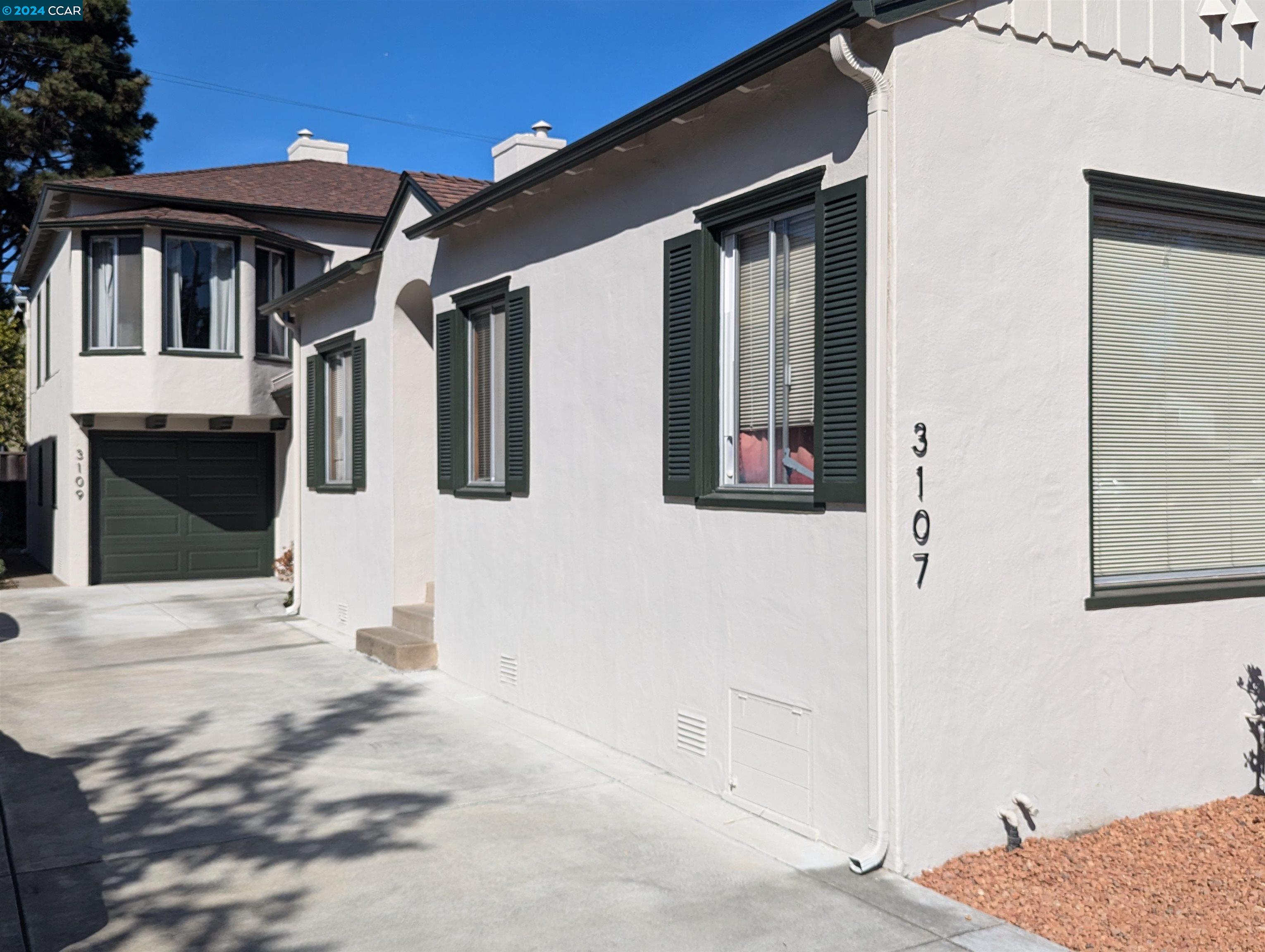 3107 Fernside Blvd