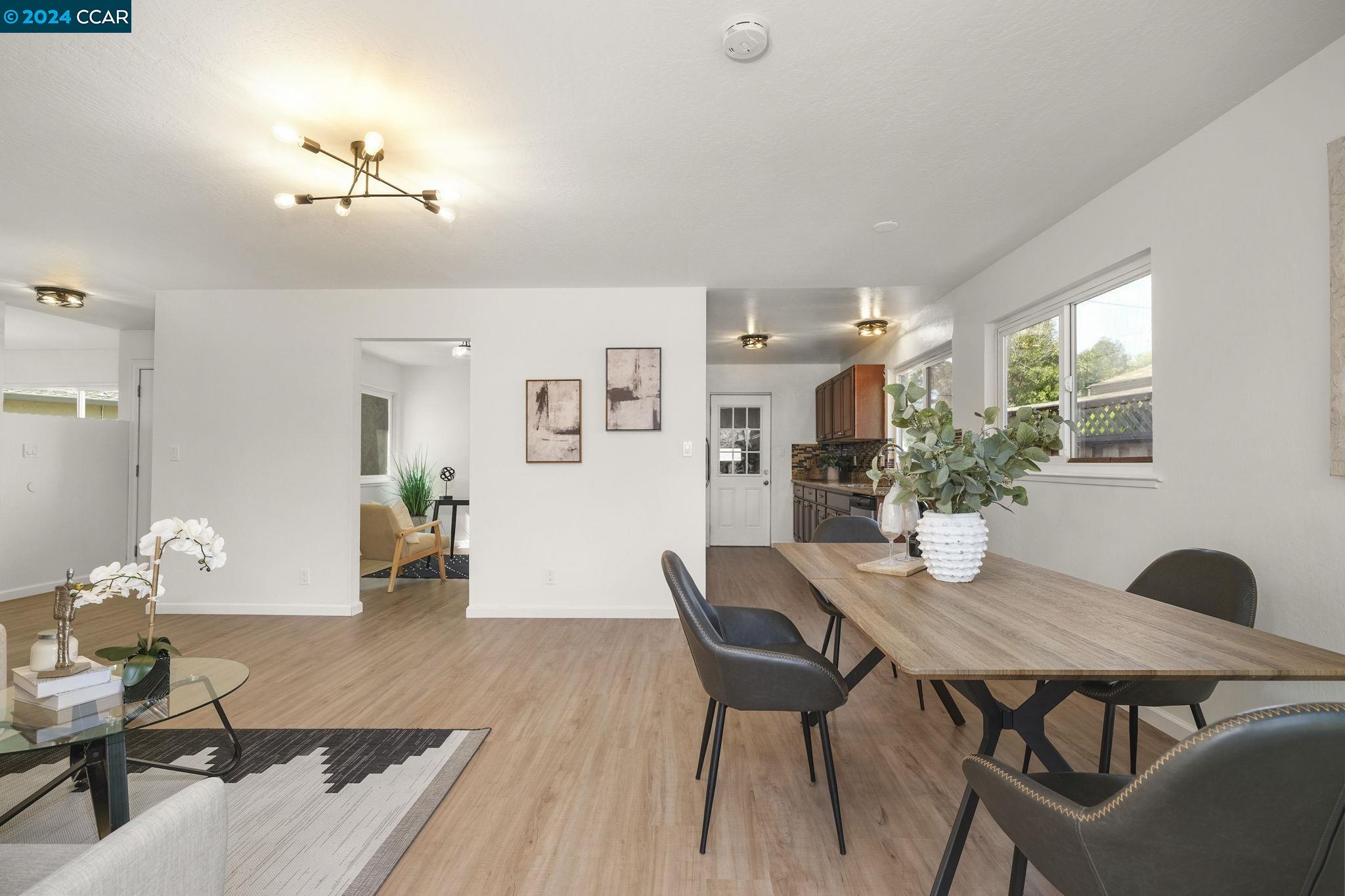 3117 Marvelle Ln