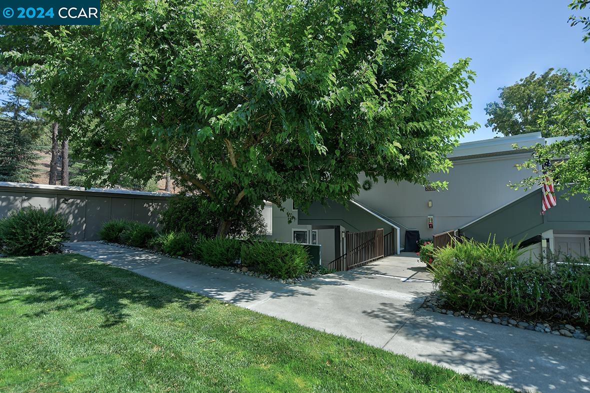 2025 Oakmont Way # 2