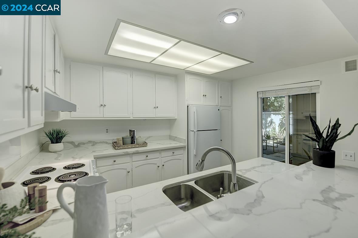 2025 Oakmont Way # 2