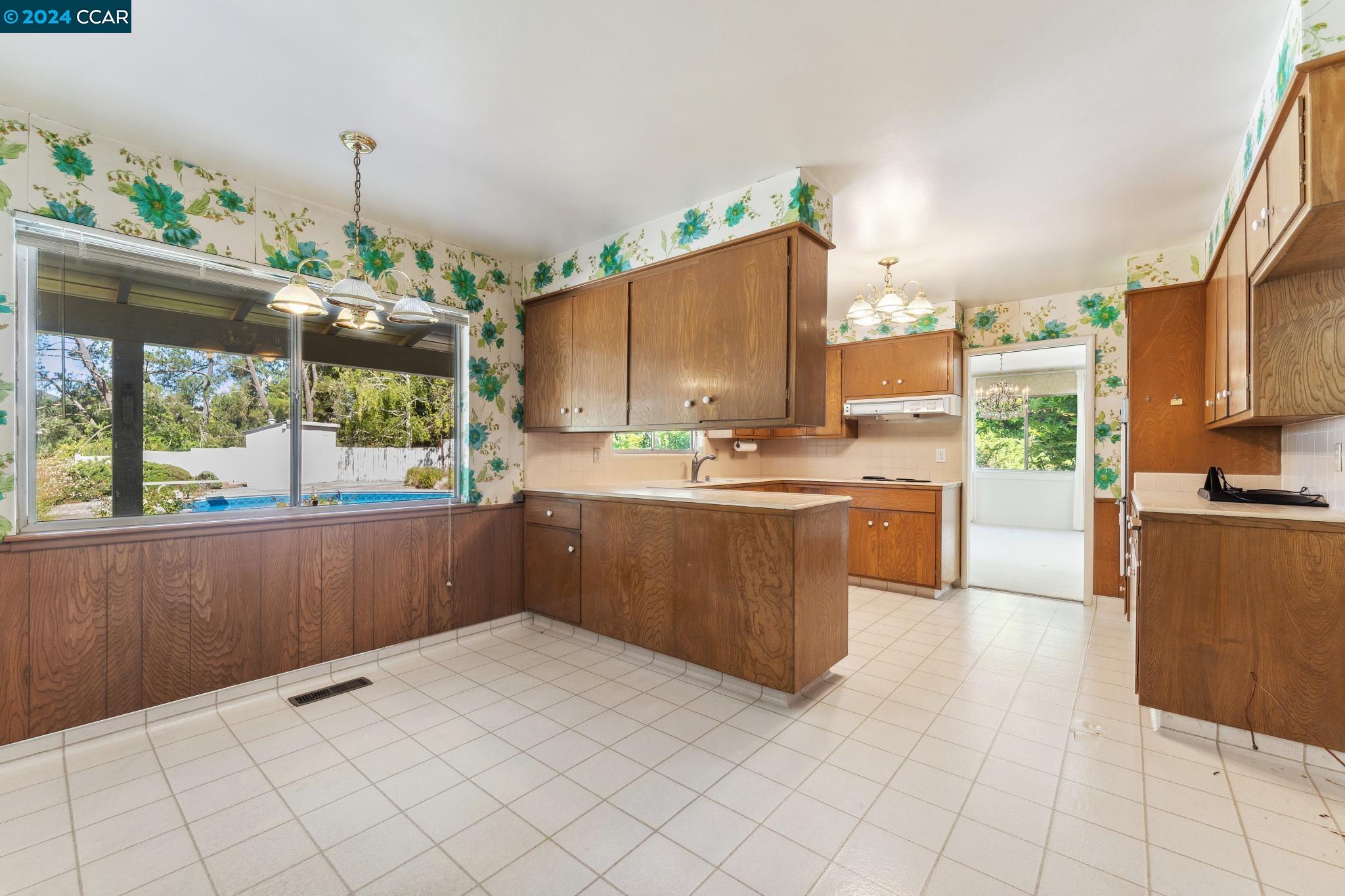 23 Arroyo Dr