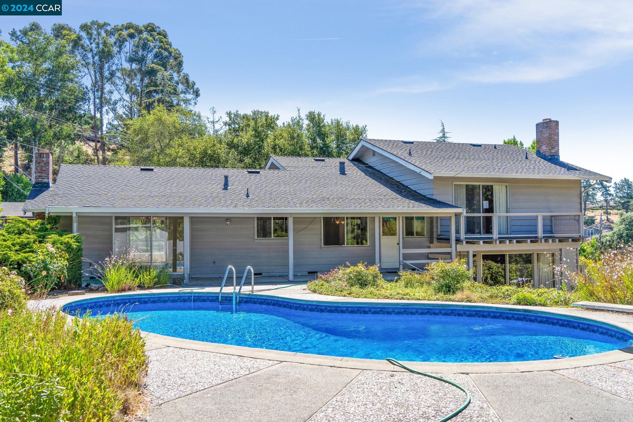 23 Arroyo Dr