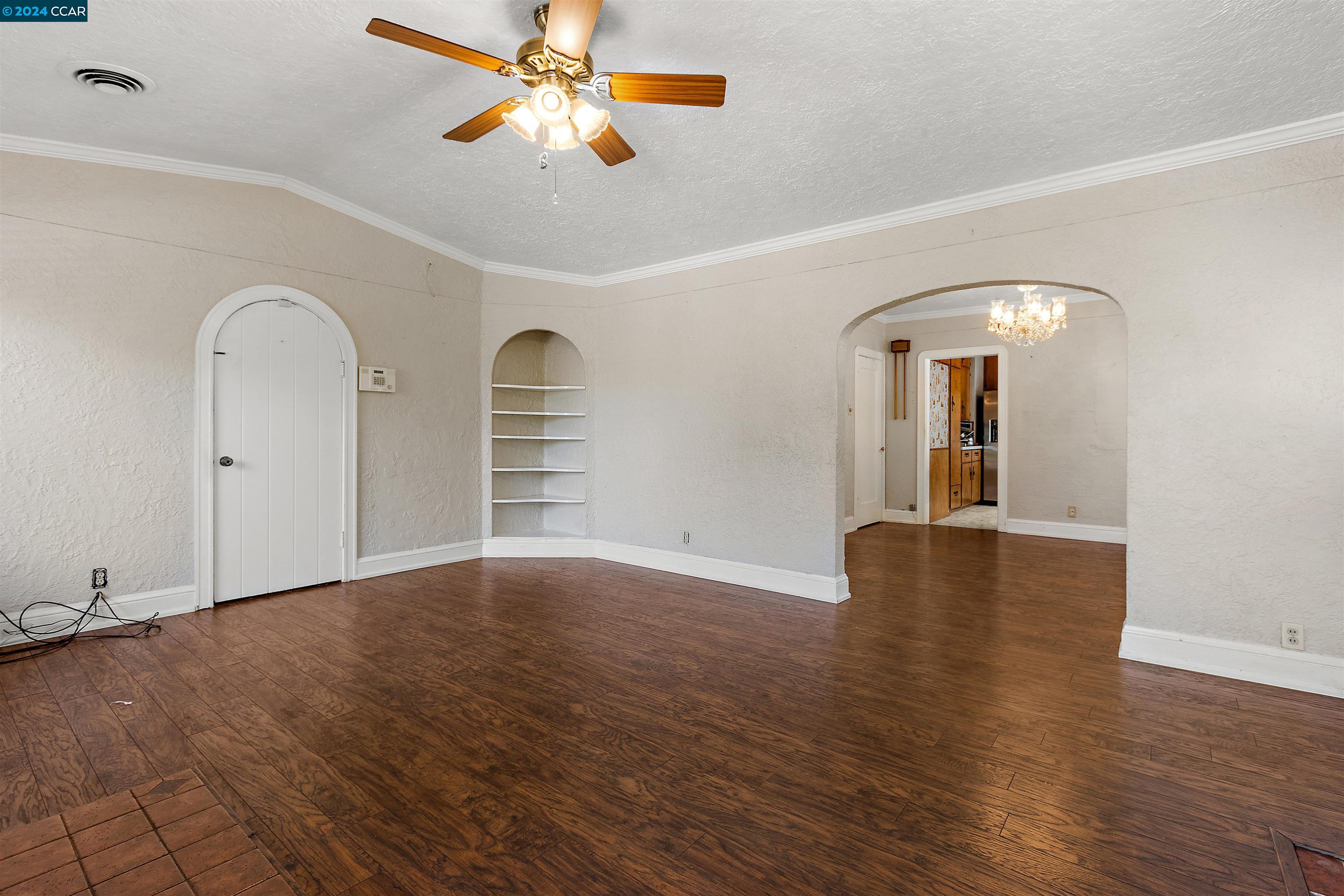 713 San Carlos Ave