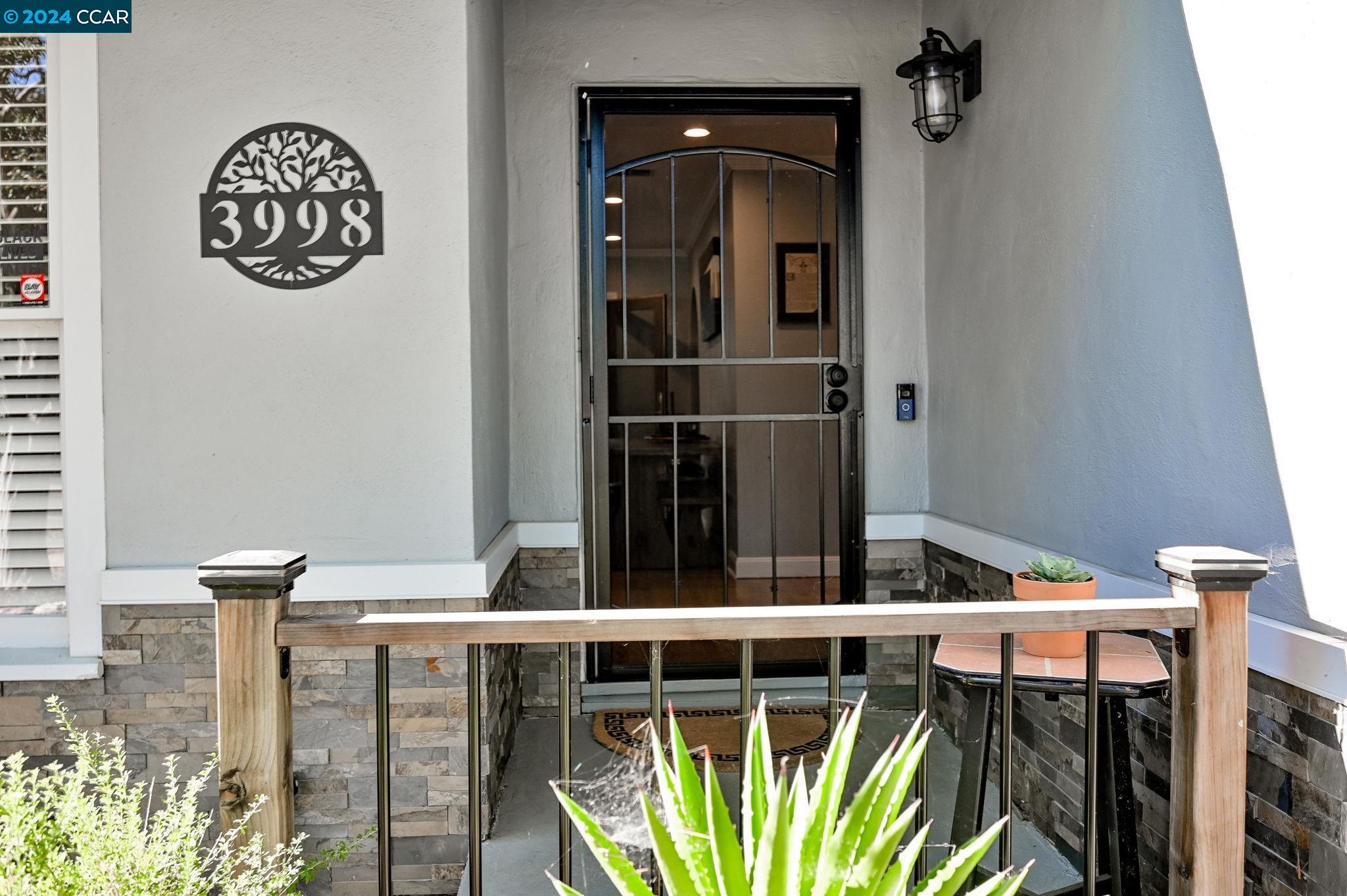3998 Chestnut Ave.