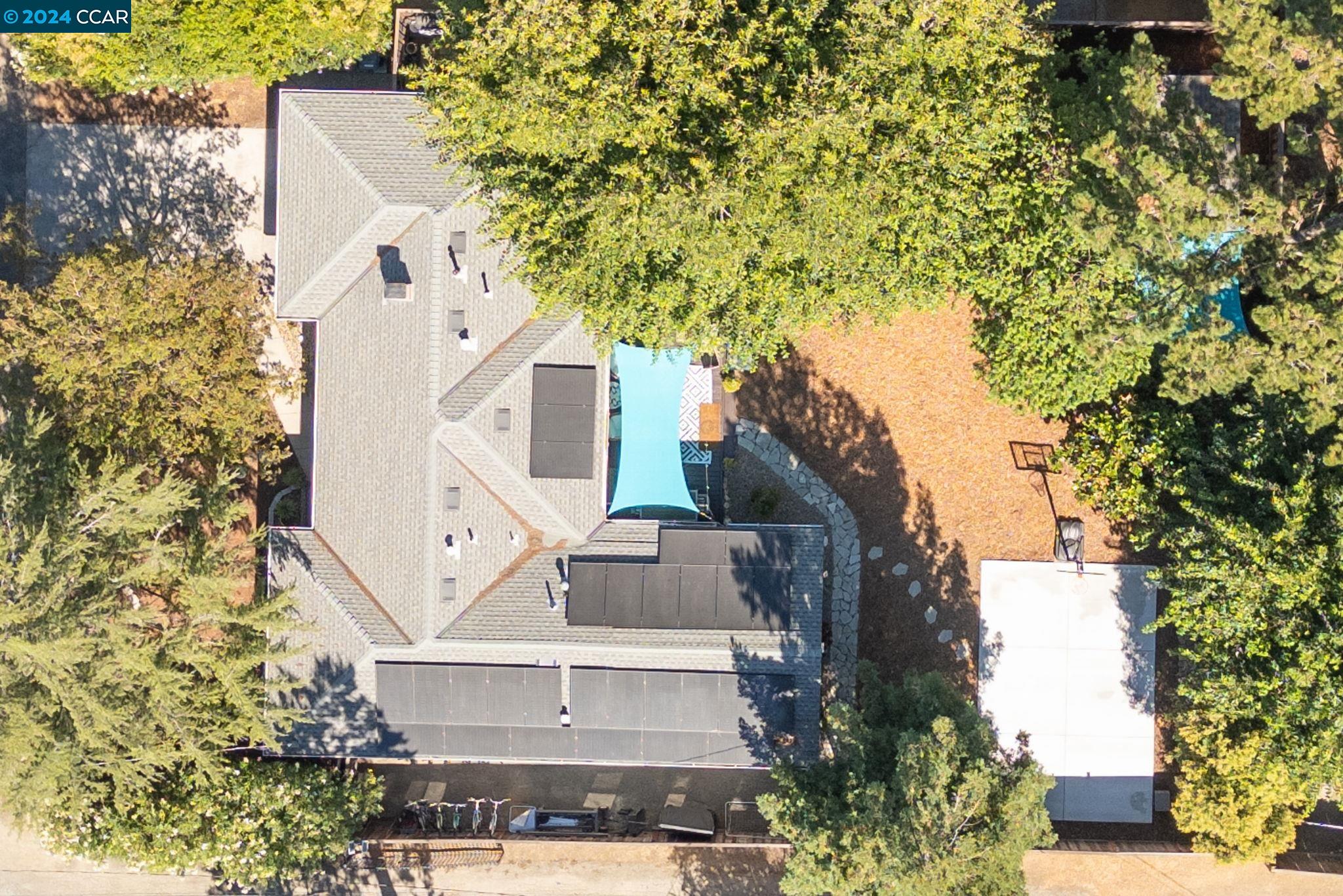 3998 Chestnut Ave.