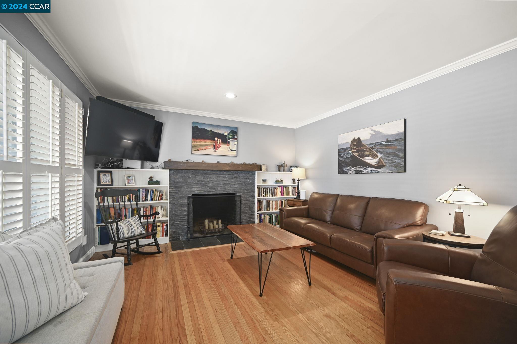 3998 Chestnut Ave.