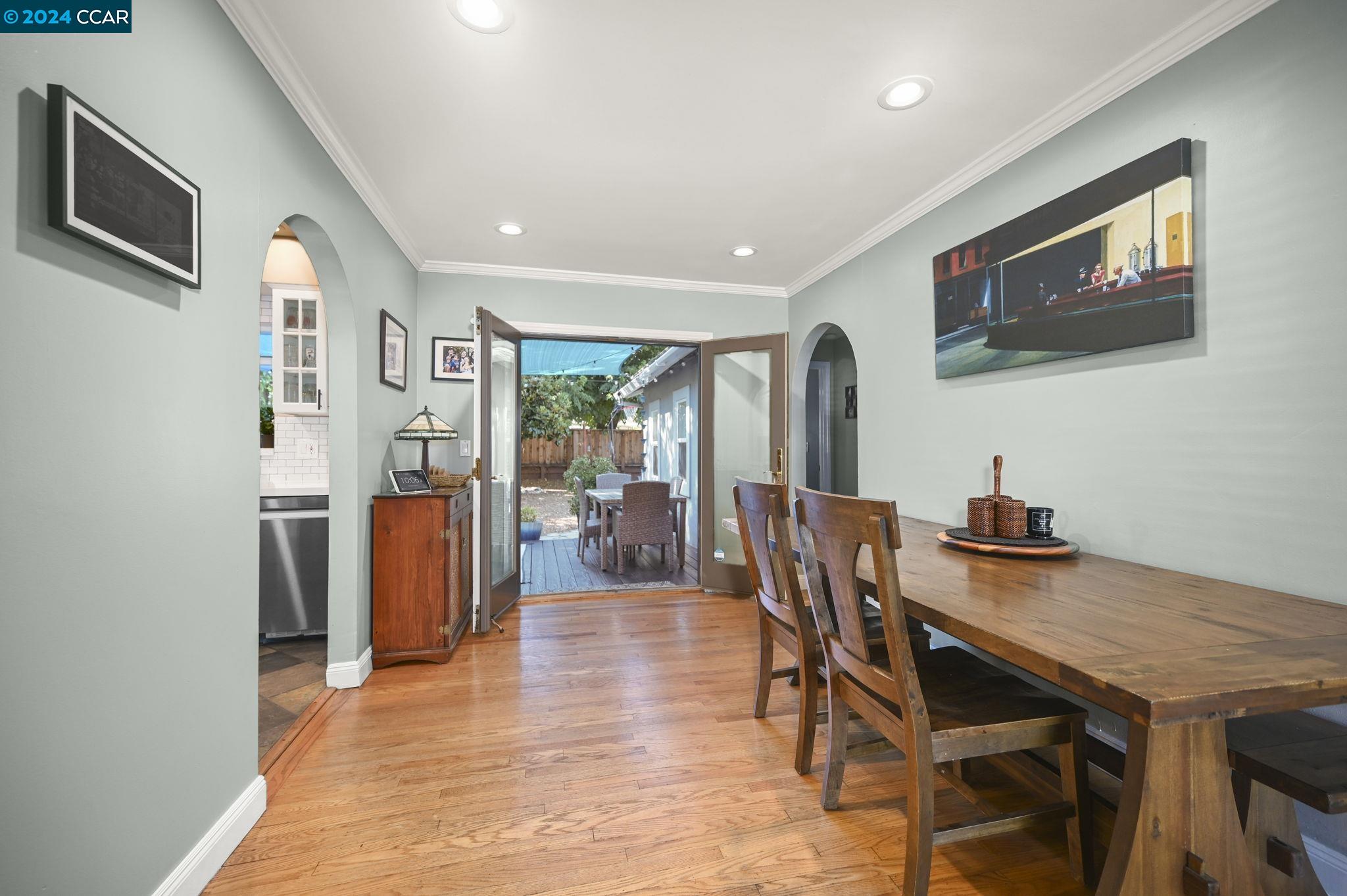 3998 Chestnut Ave.