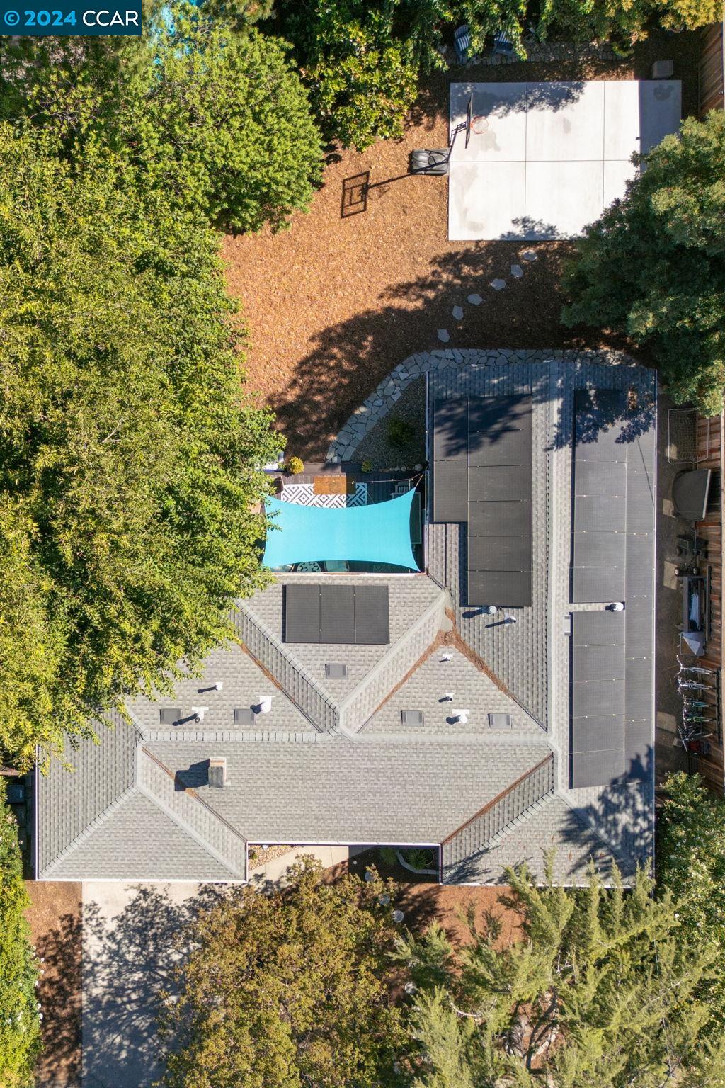 3998 Chestnut Ave.