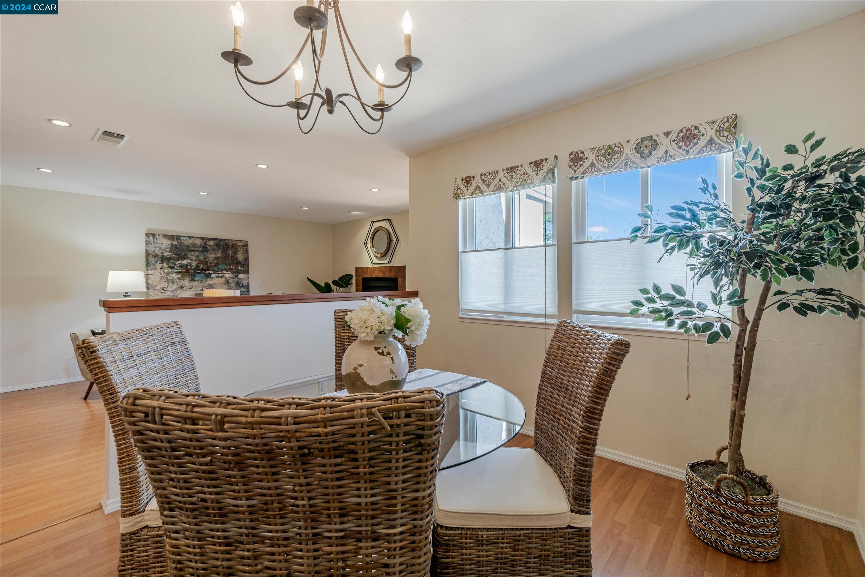 310 Via Cordova Ln