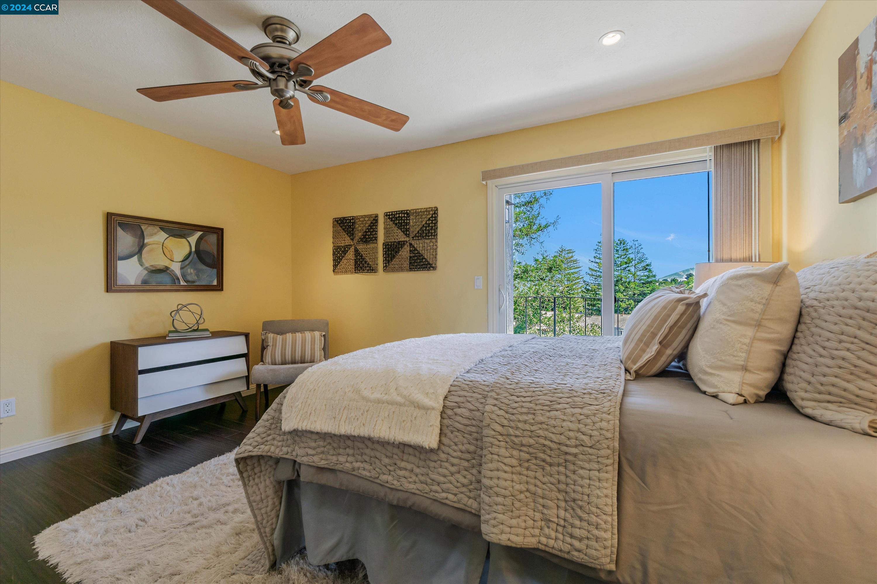310 Via Cordova Ln