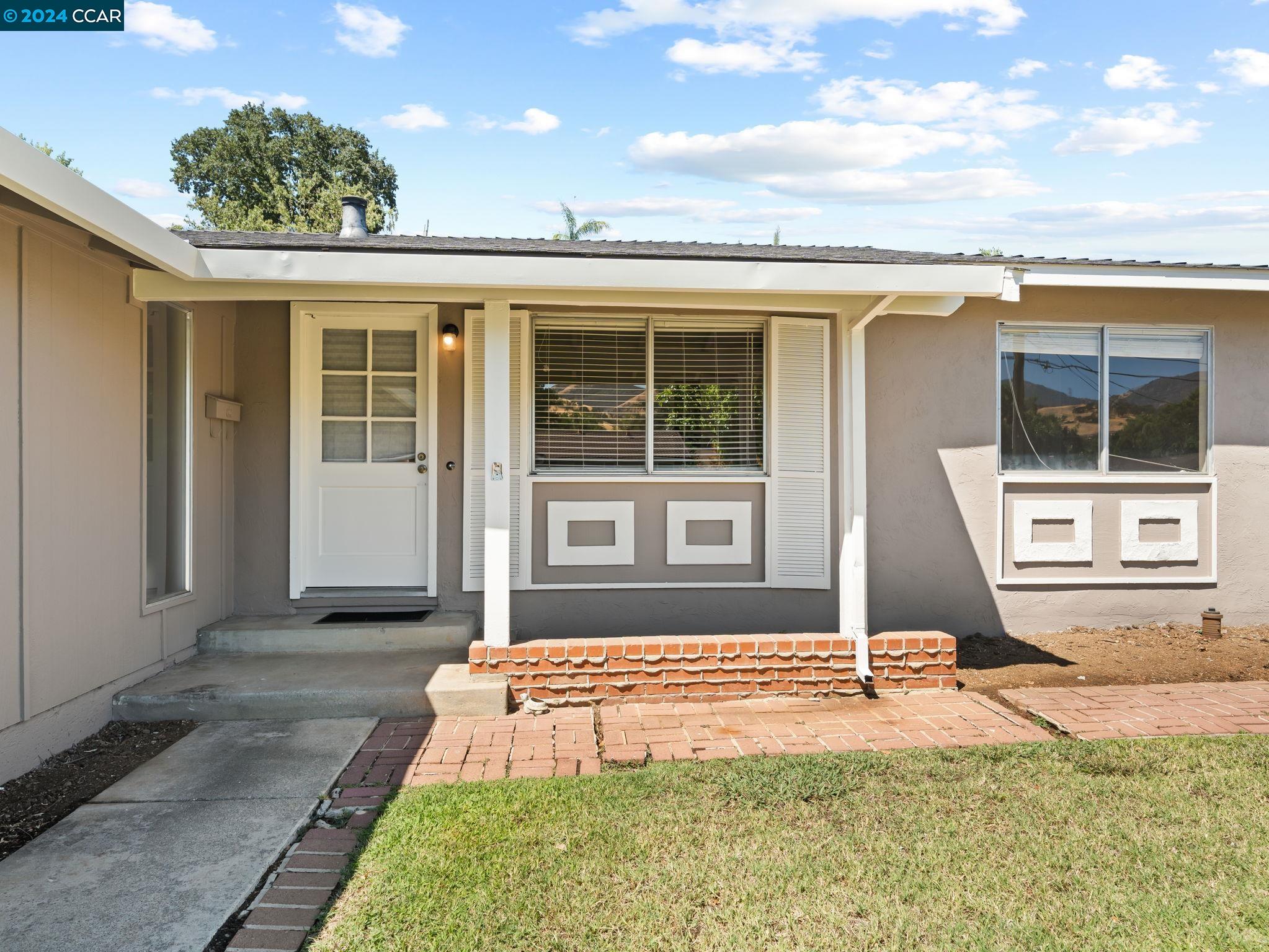 5541 Louisiana Dr