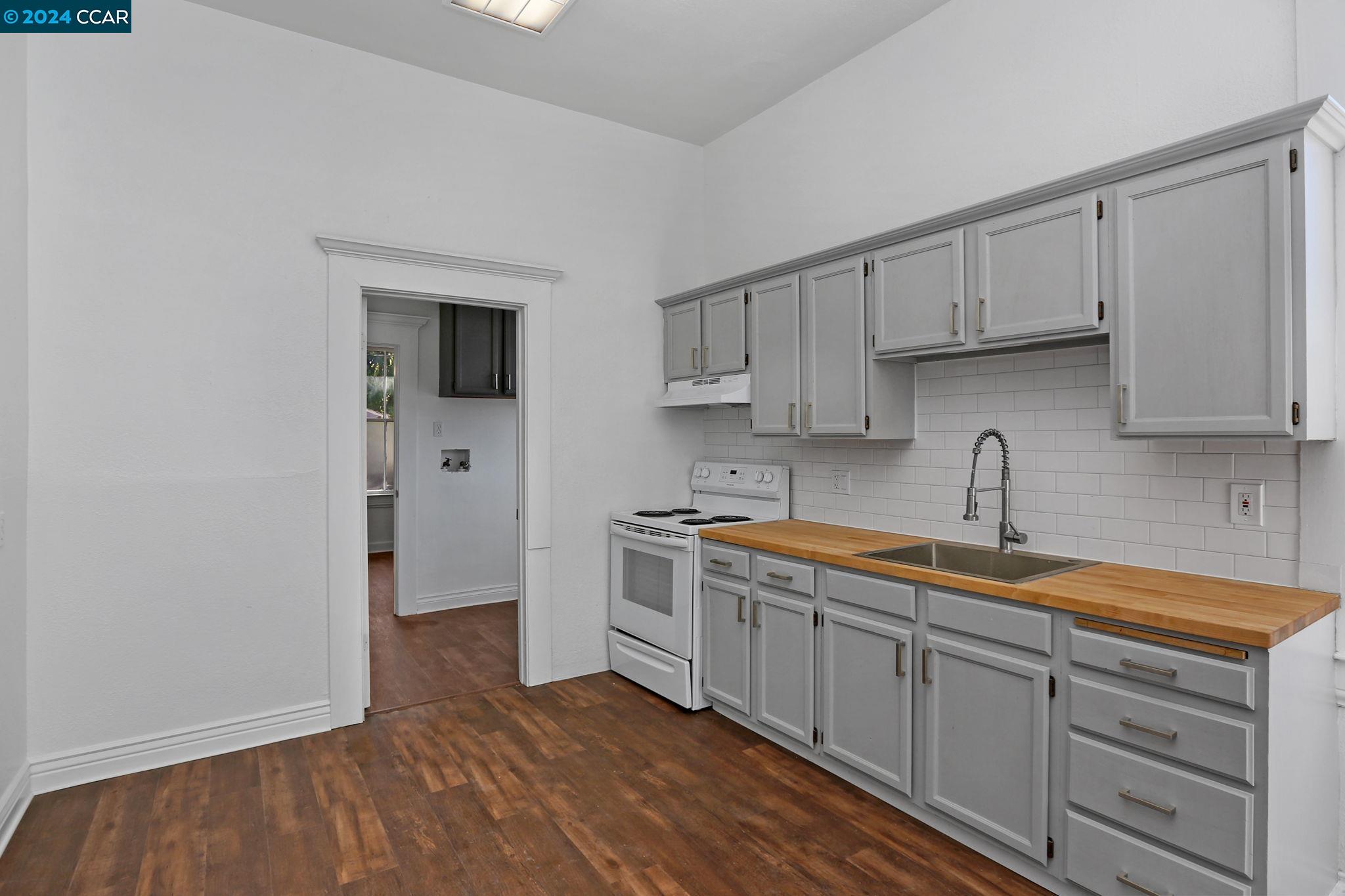 423 Allen Street