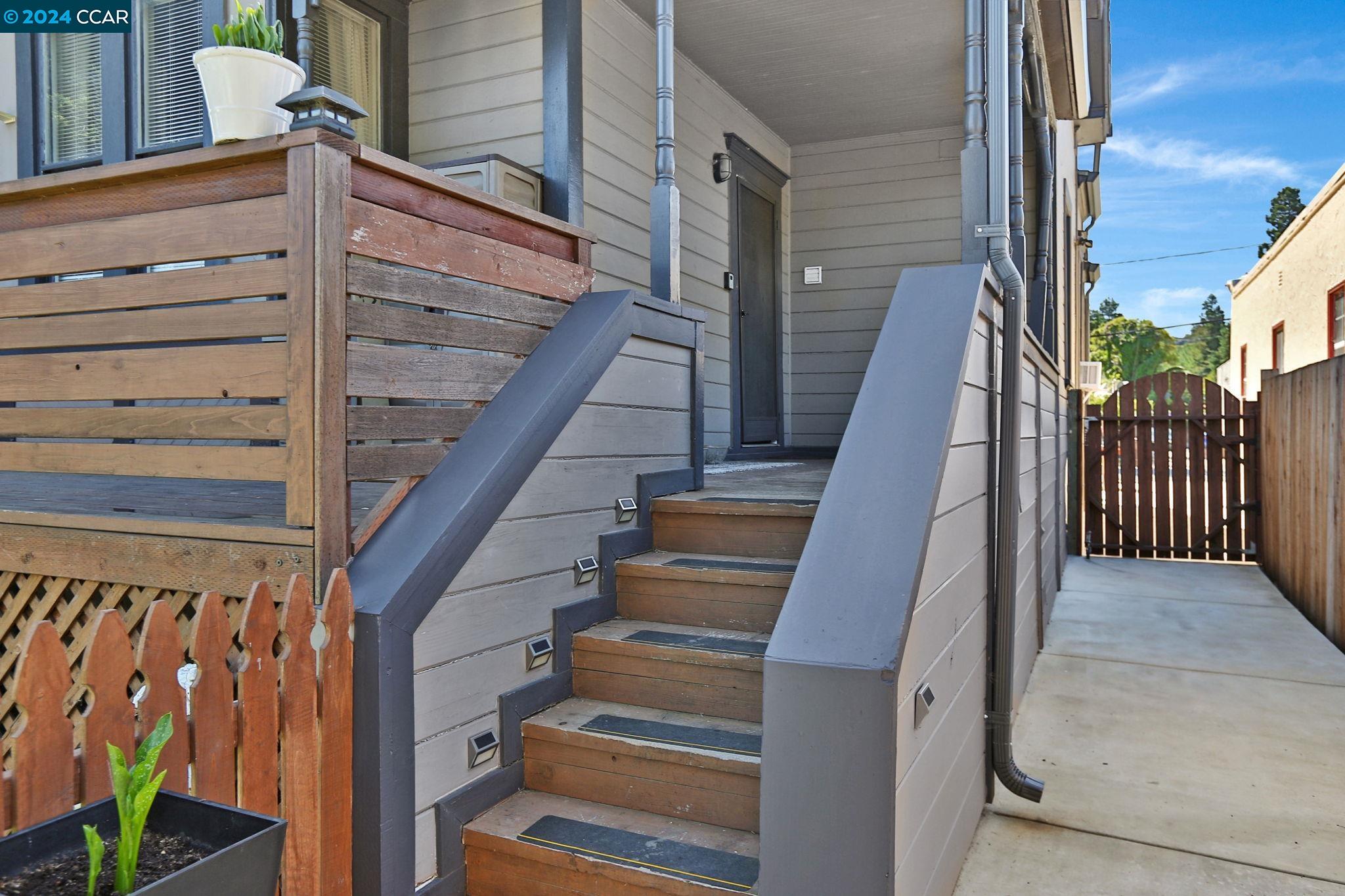 423 Allen Street