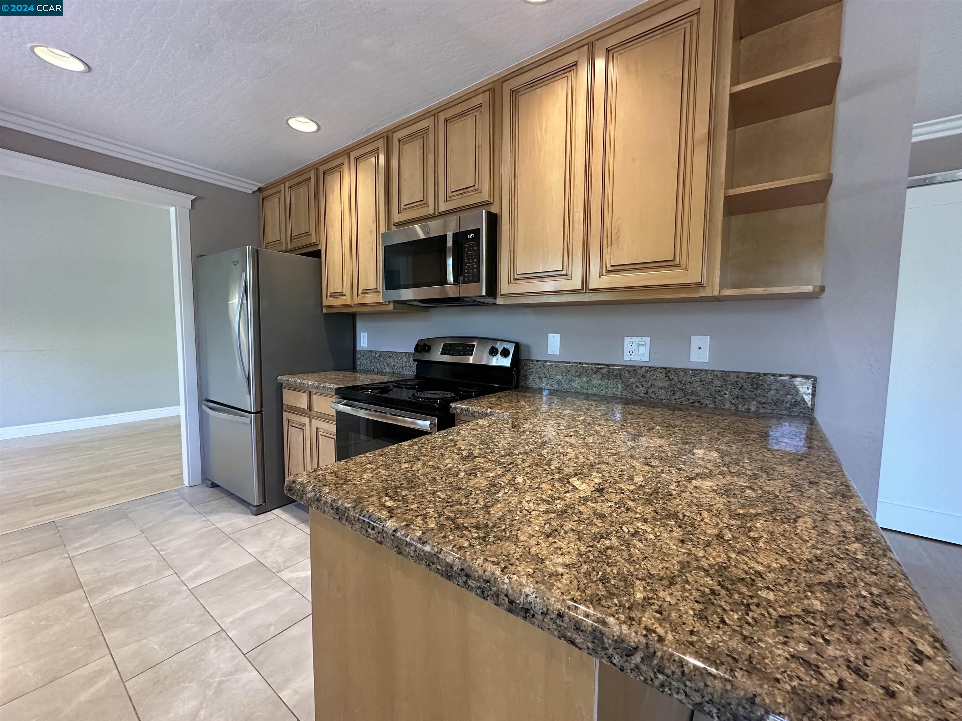 16 Swan Ct