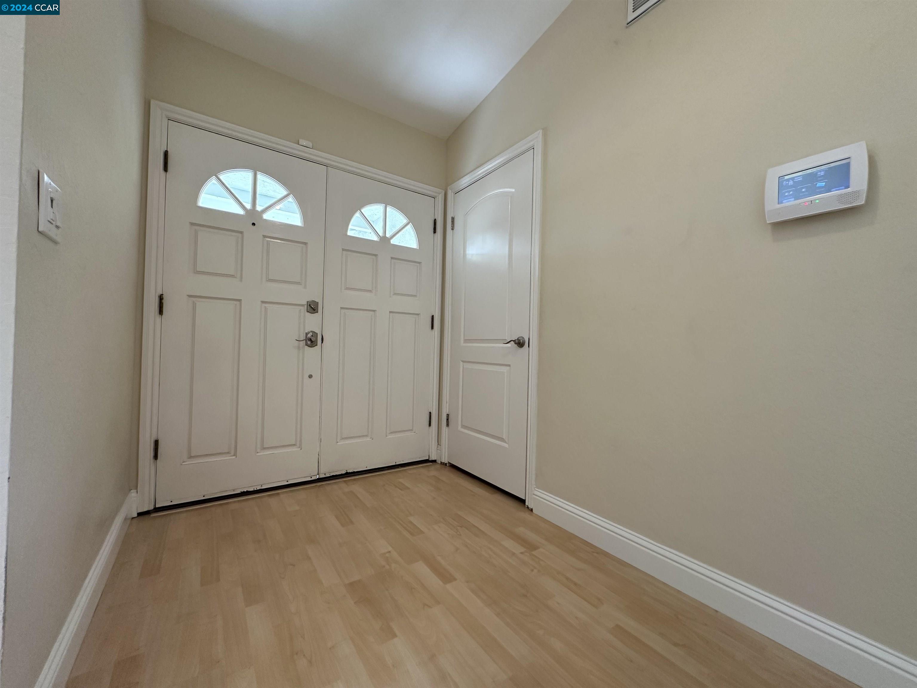 16 Swan Ct