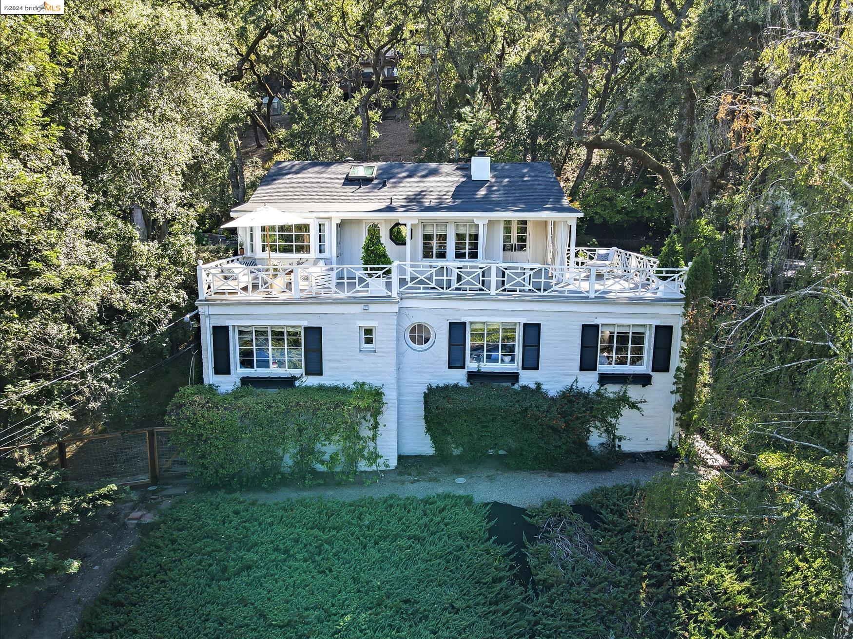 3595 Powell Dr