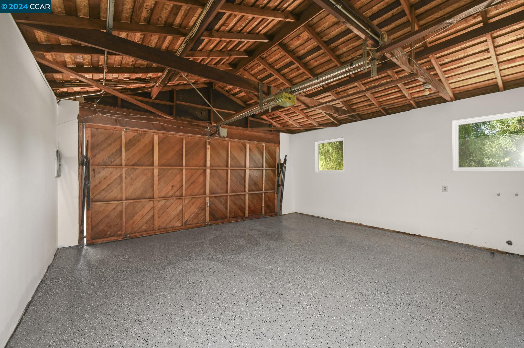 228 Nob Hill Dr