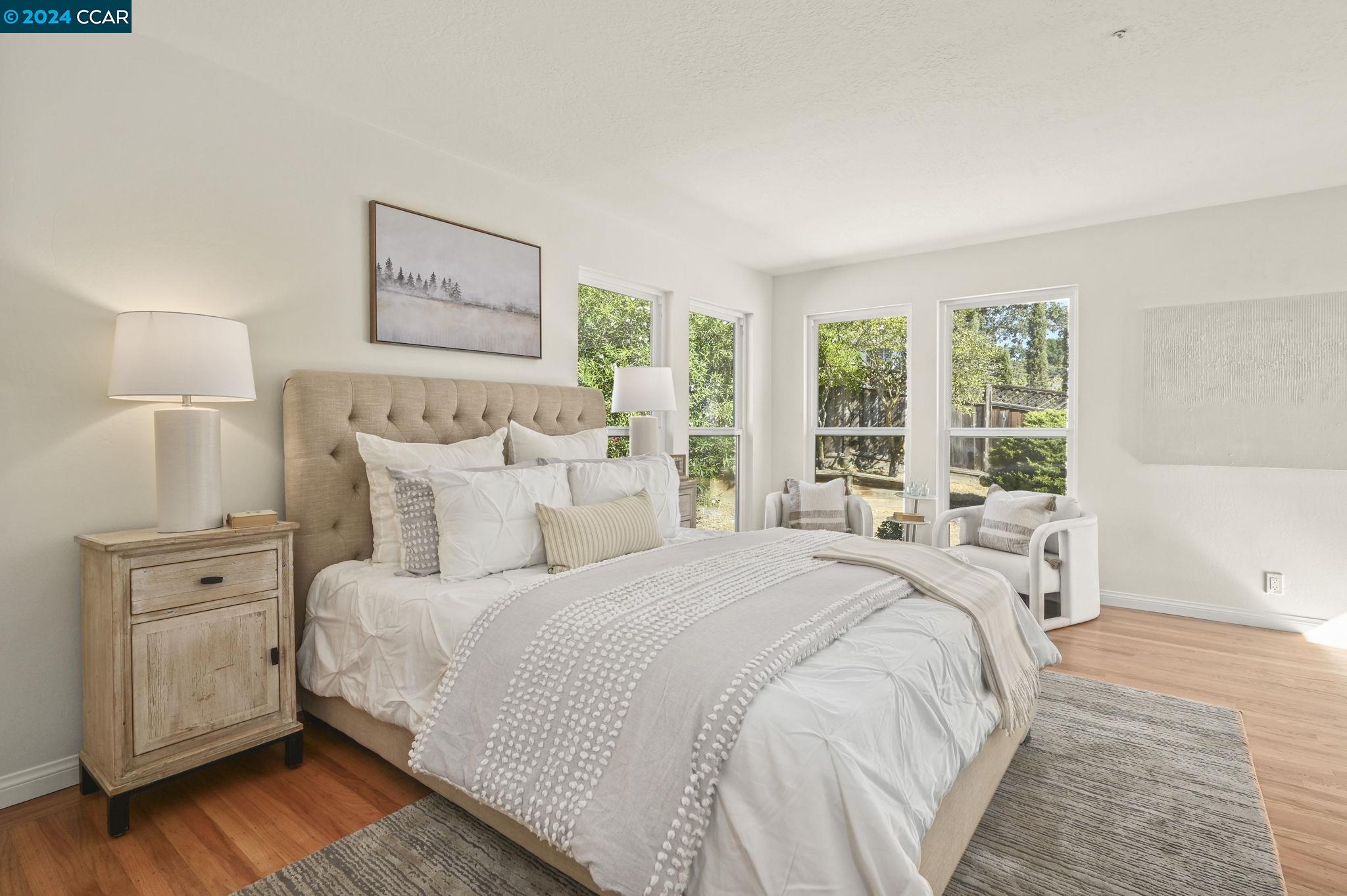 228 Nob Hill Dr
