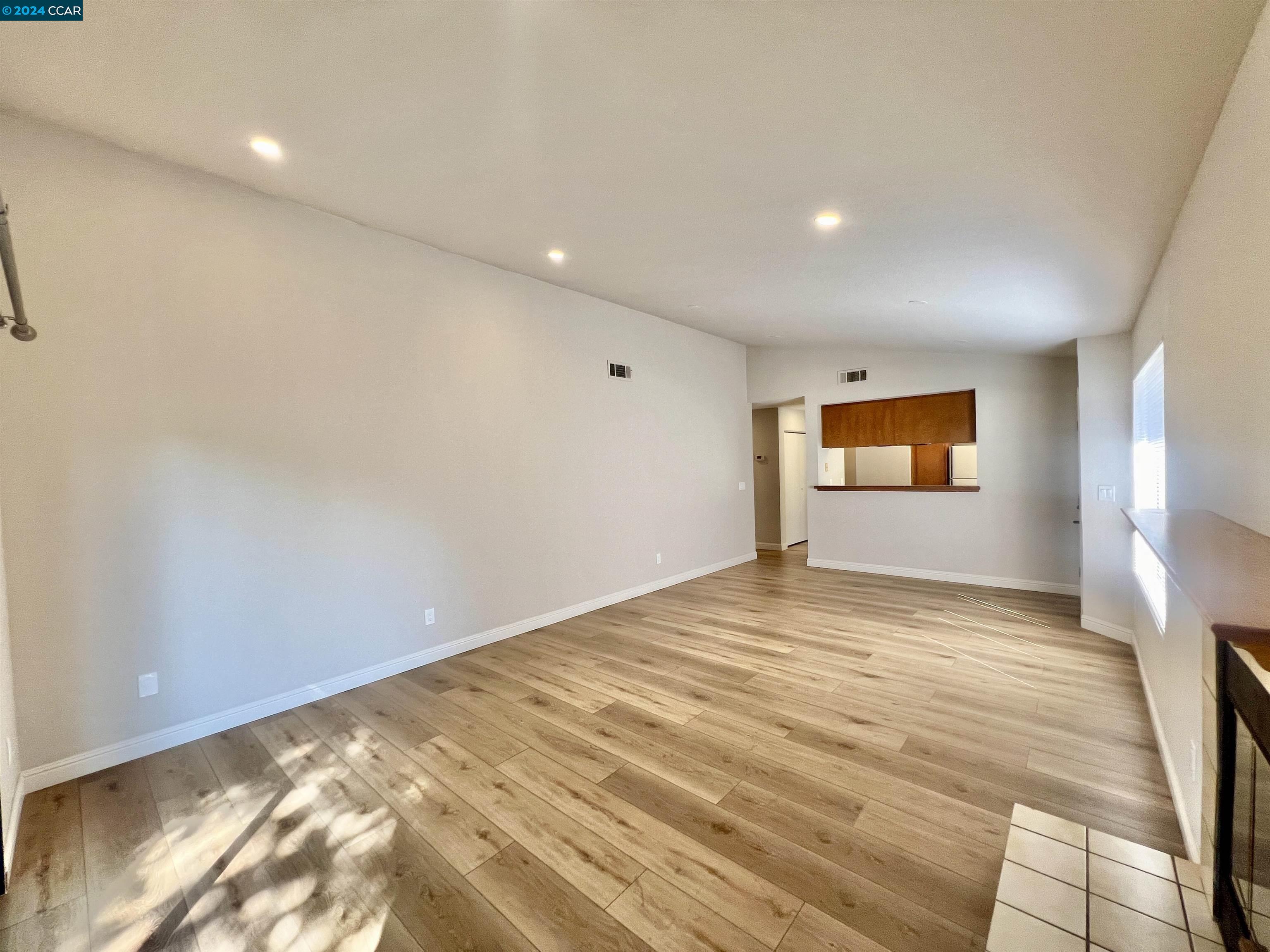 1573 Lyric Ln