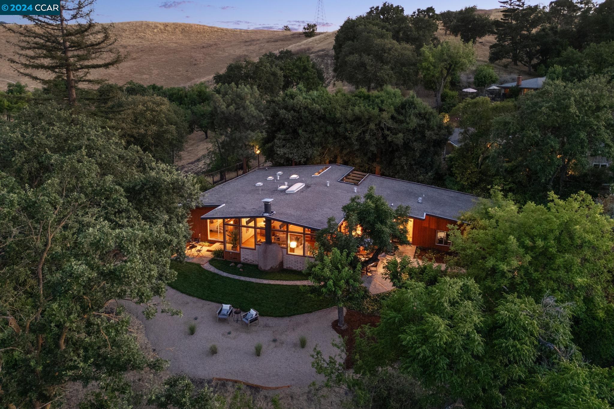 27 Edgemont Circle