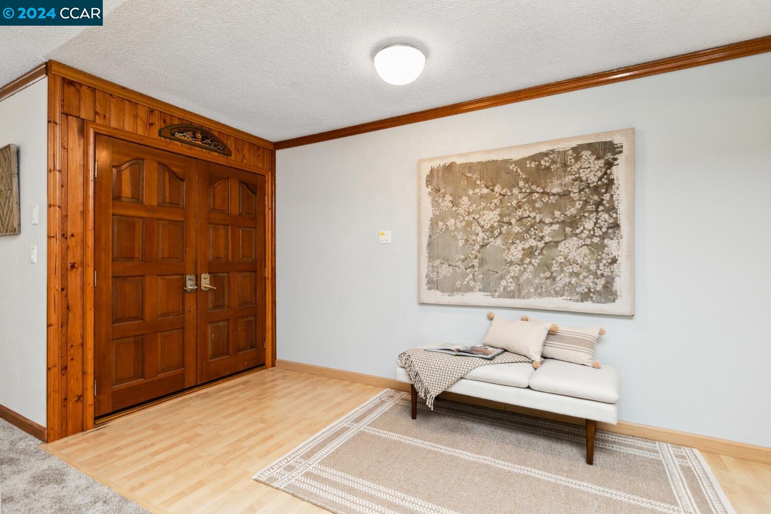 6508 Parkdale Plz